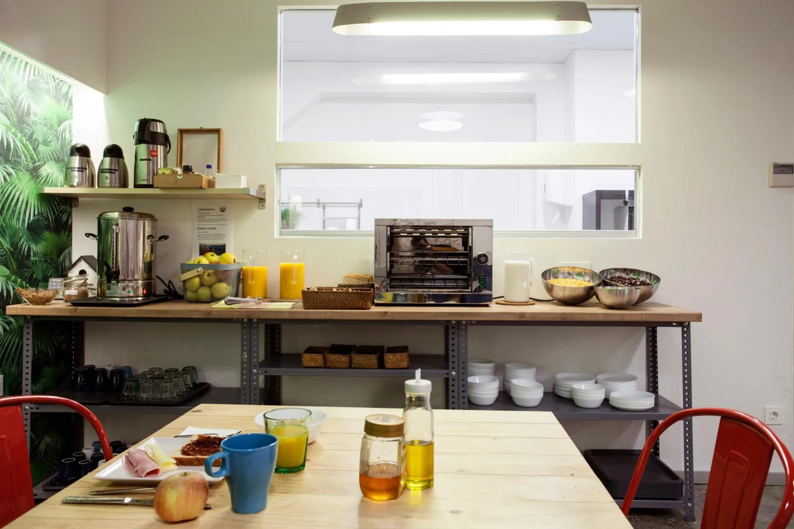 Coffee/tea facilities in Koba Hostel