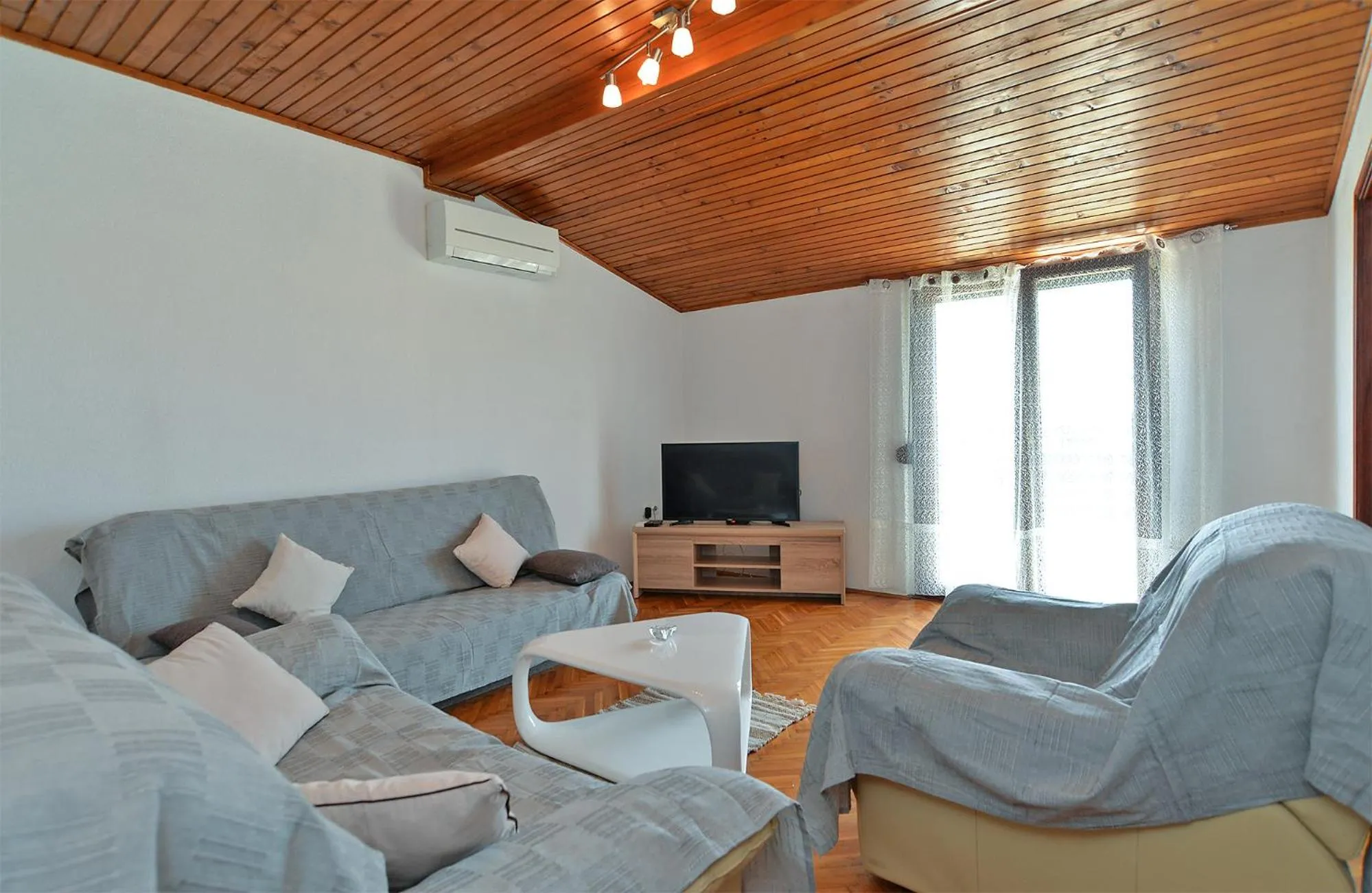 Aparments David 1376