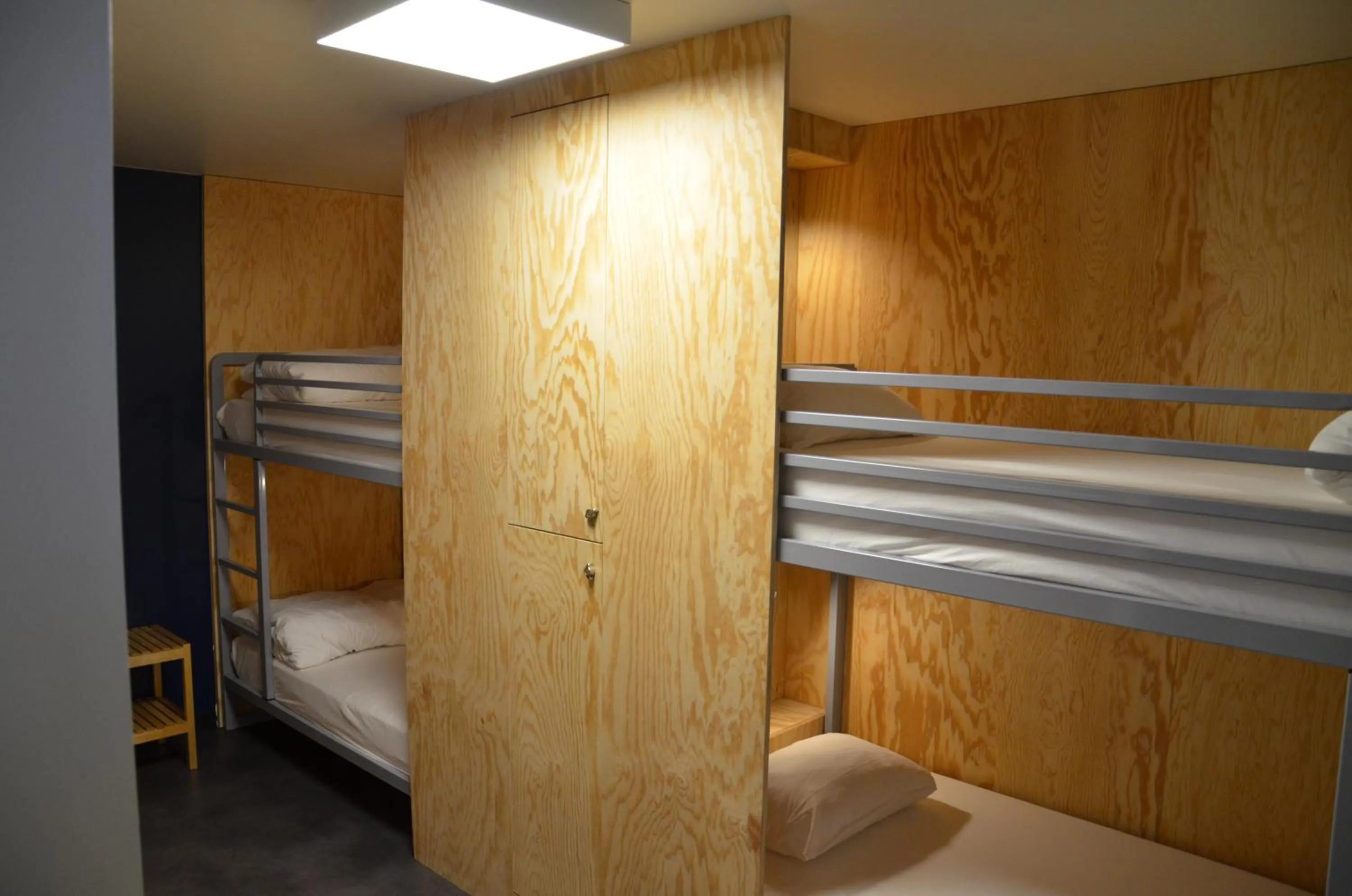 Bathroom, Bed in Eklo Hotels Lille