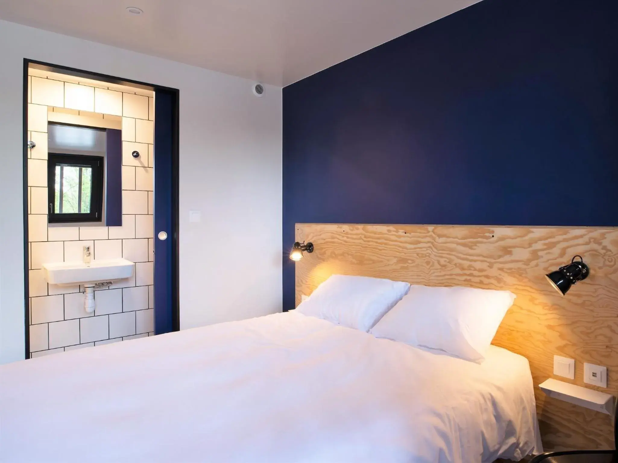 Double Room (Room Only) in Eklo Hotels Lille Double Room (Room Only) in Eklo Hotels Lille