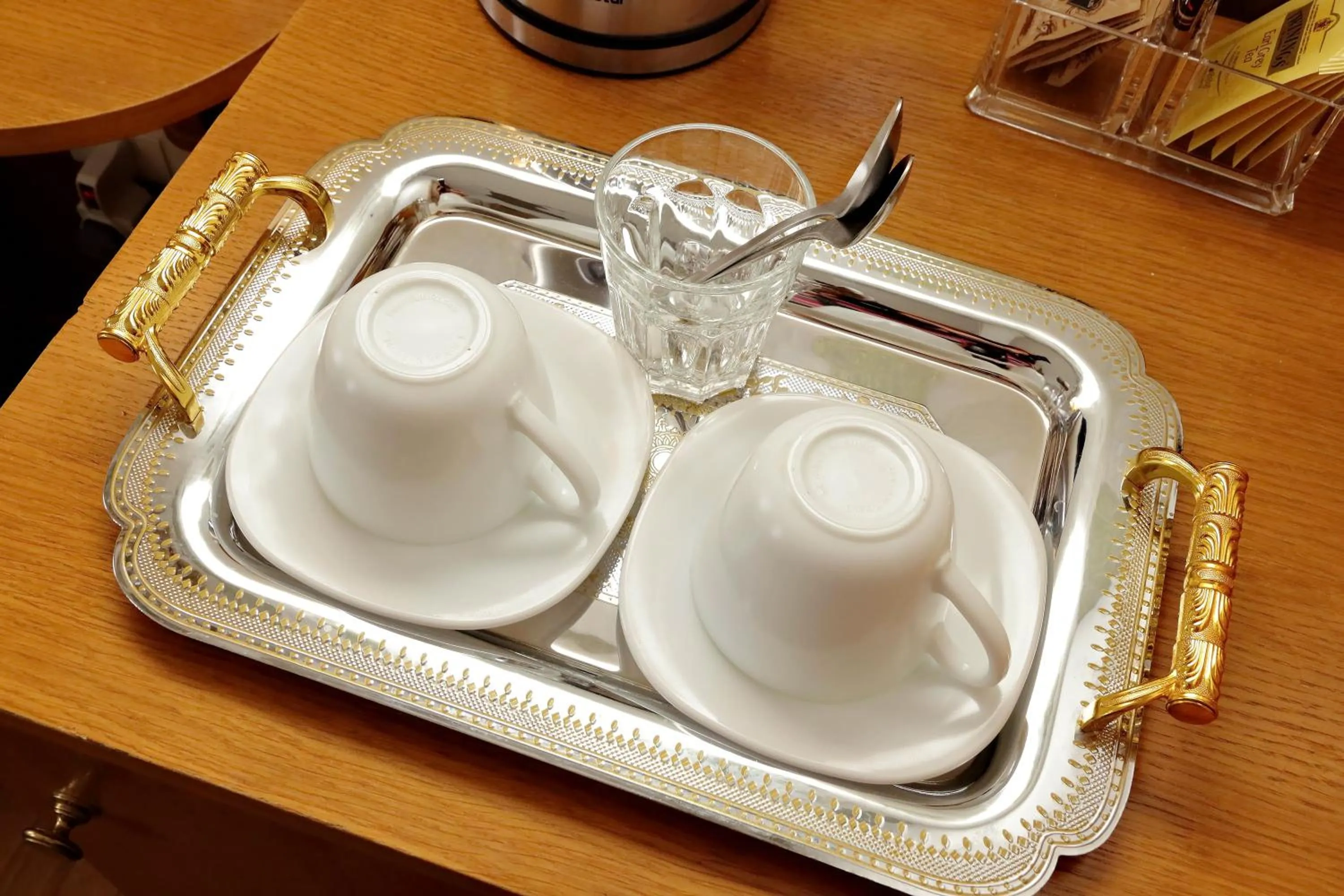 Coffee/tea facilities in Sonnino Suite