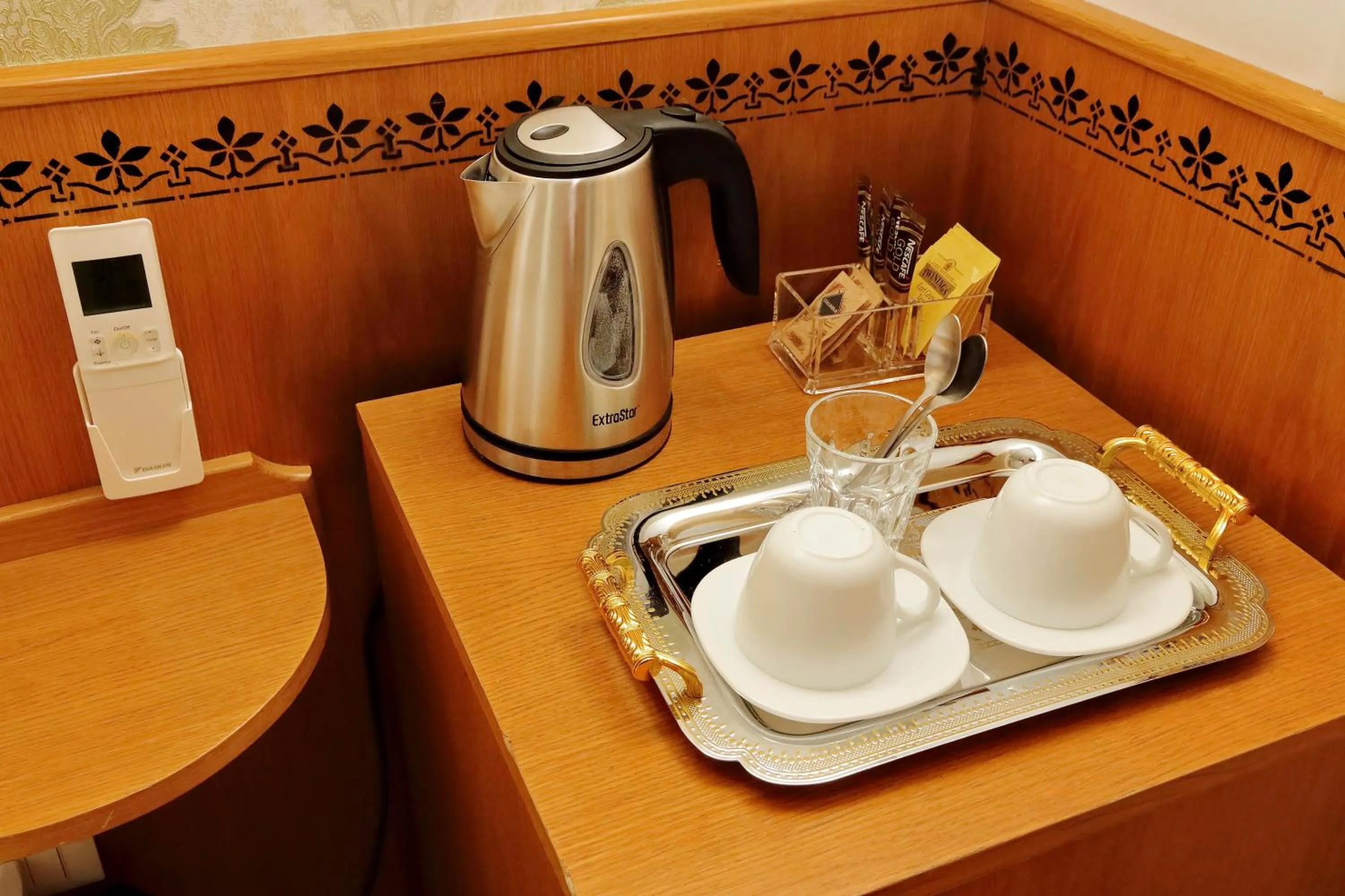 Coffee/tea facilities in Sonnino Suite
