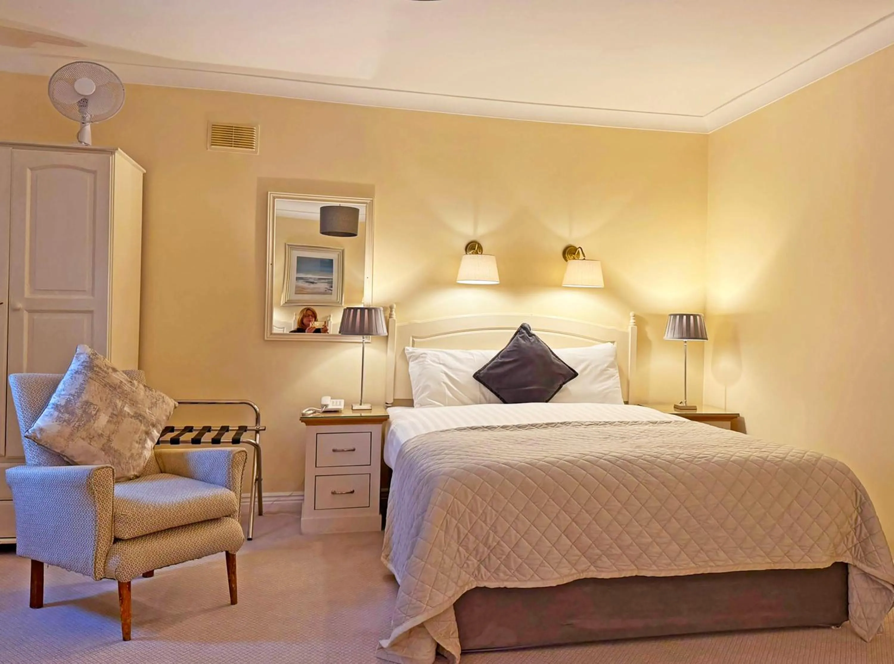 Bed in Waterloo Lodge