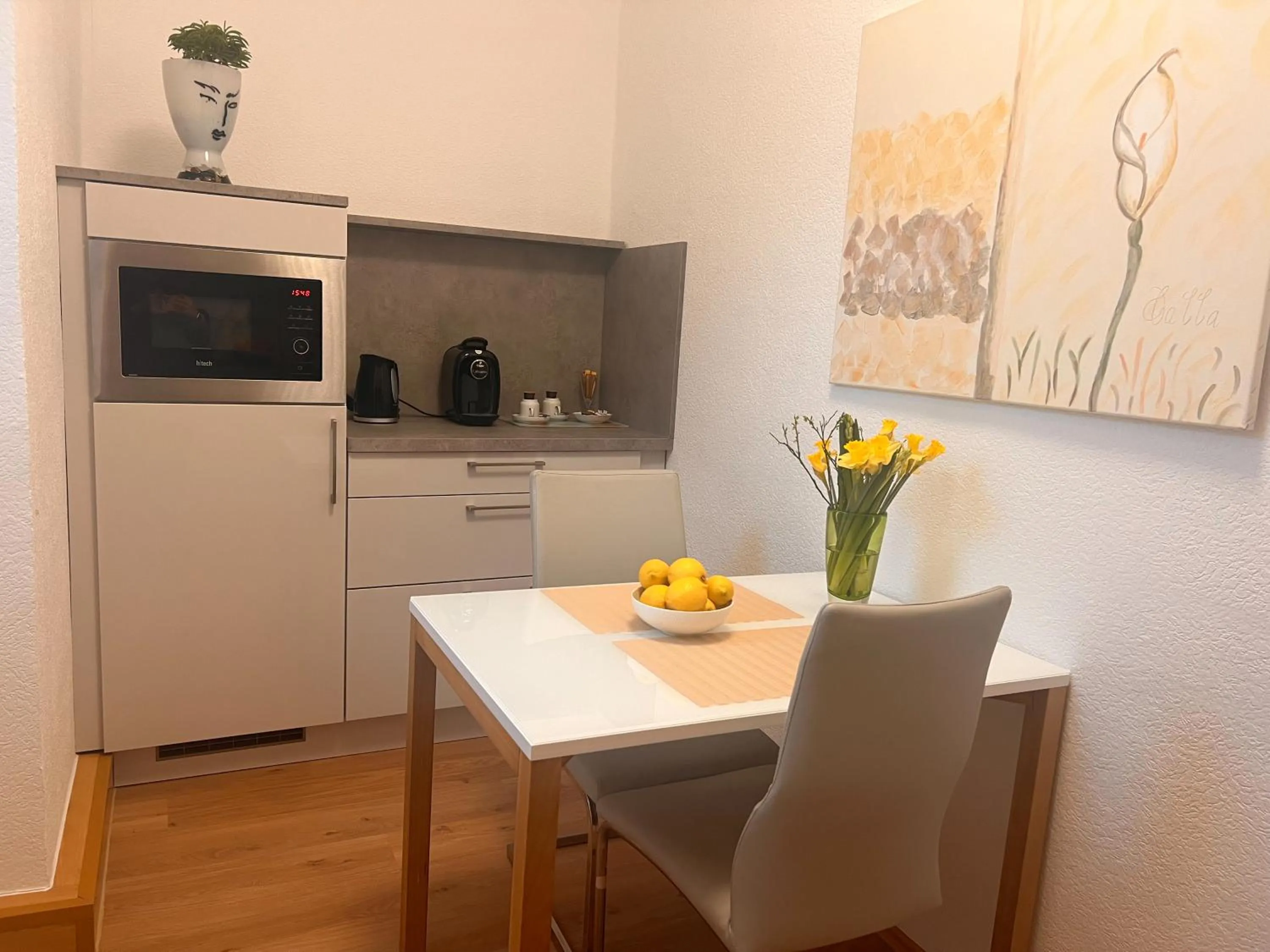 Coffee/tea facilities in Hotel Service Apartments am Prinzenplatz - Superior