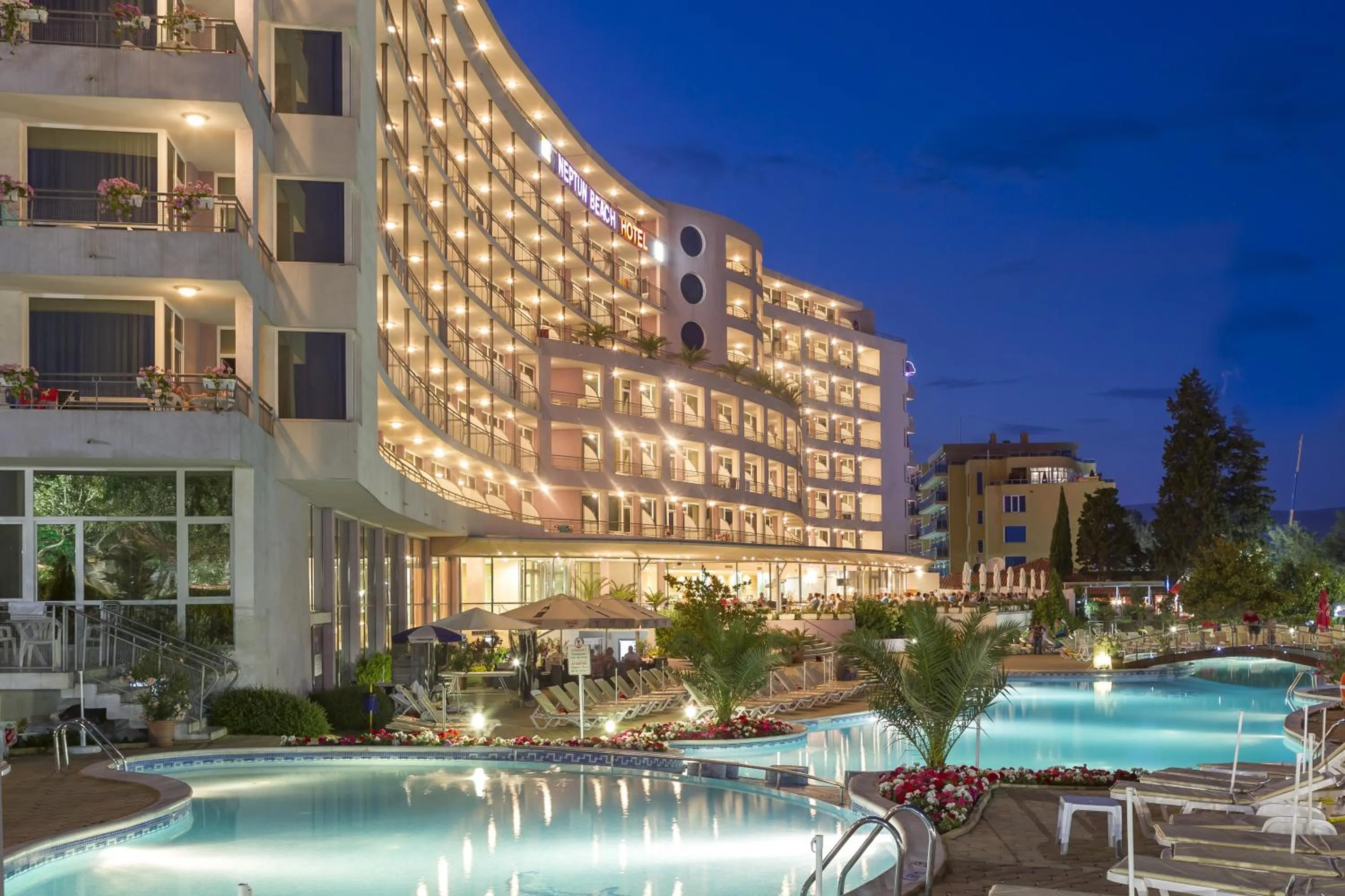 Facade/entrance in Hotel Neptun Beach