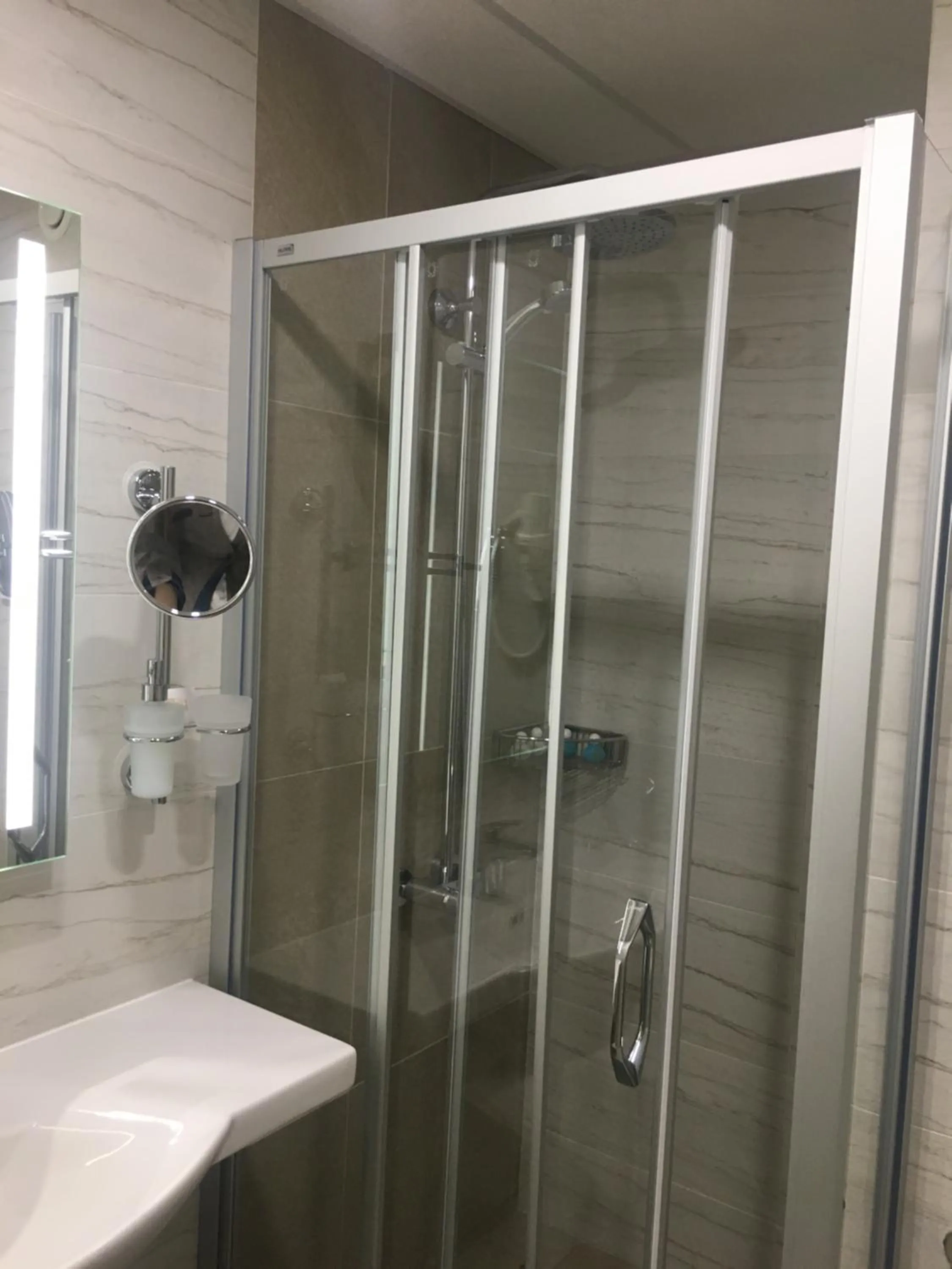 Shower in Hotel Neptun Beach