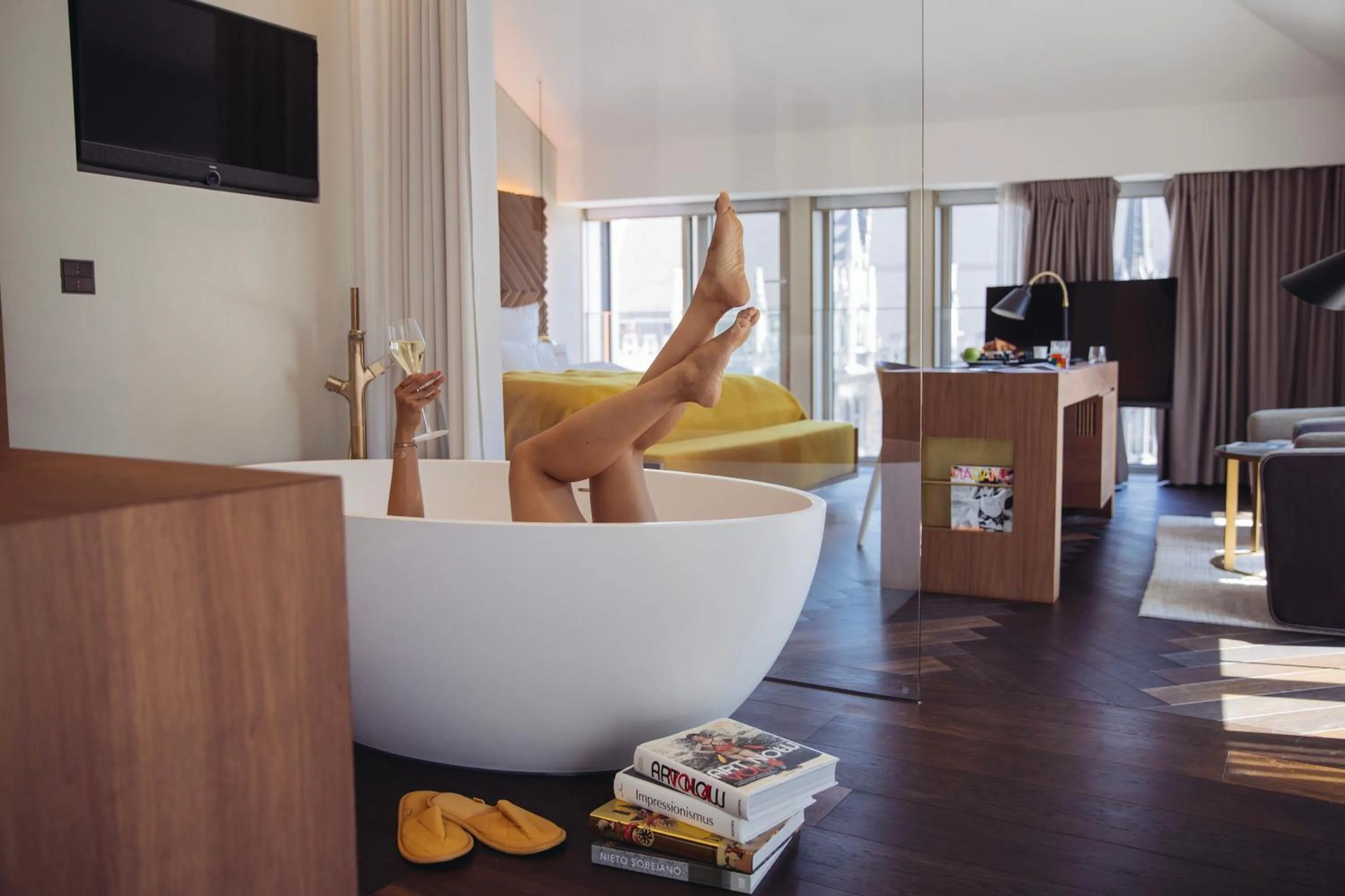 Bathroom in BEYOND by Geisel