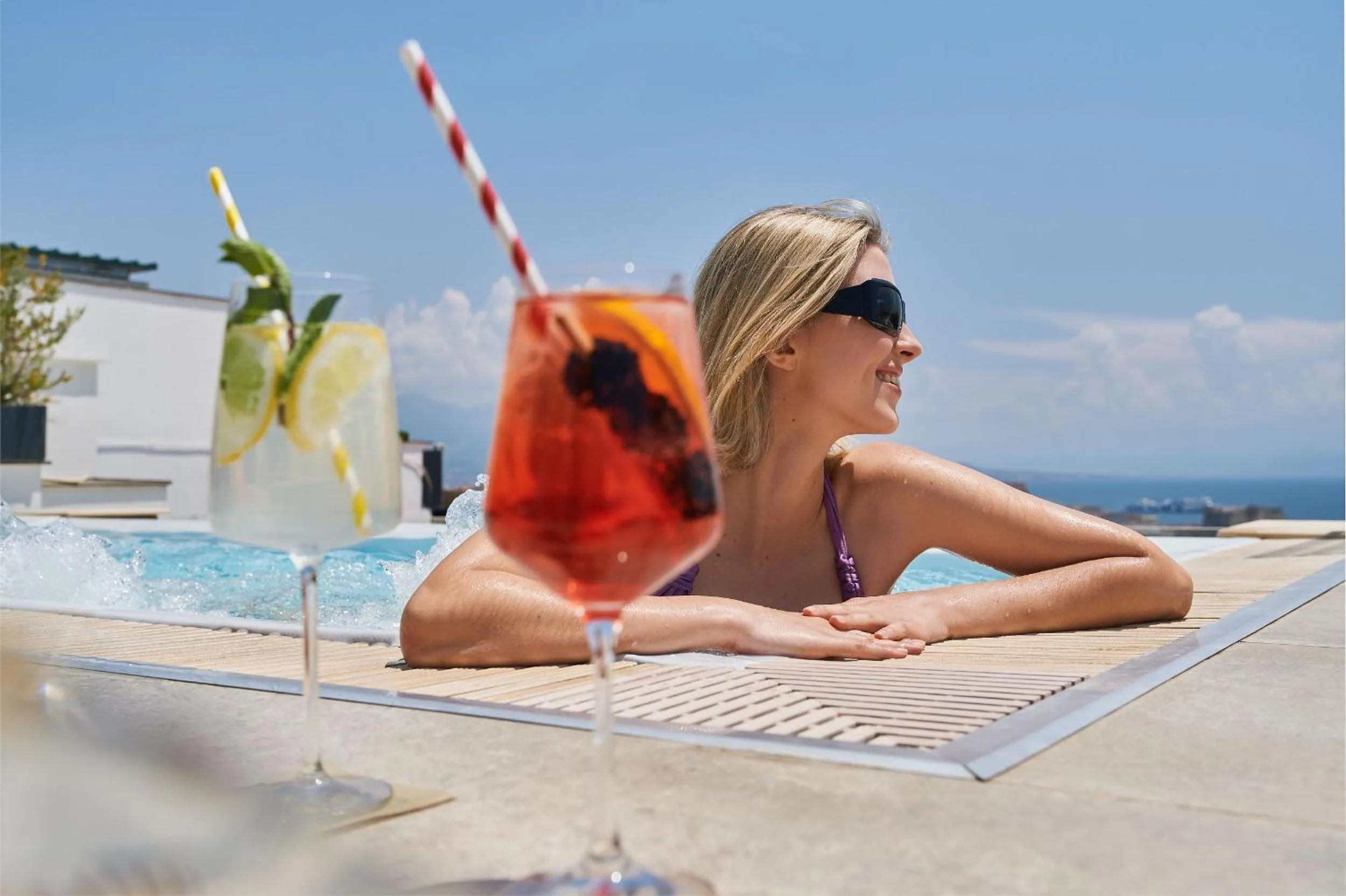 Hot Tub in De Bonart Naples, Curio Collection By Hilton