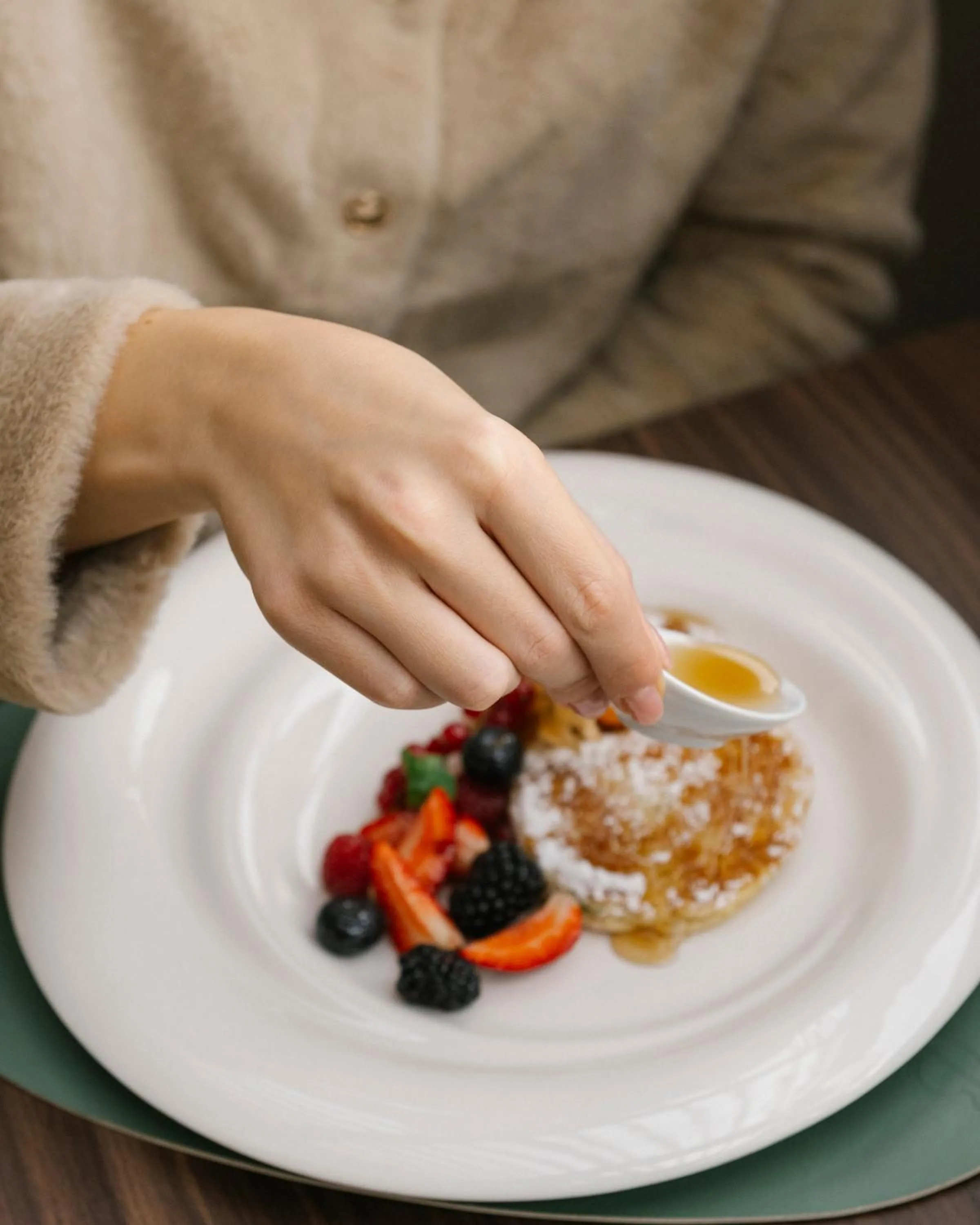 Breakfast in De Bonart Naples, Curio Collection By Hilton