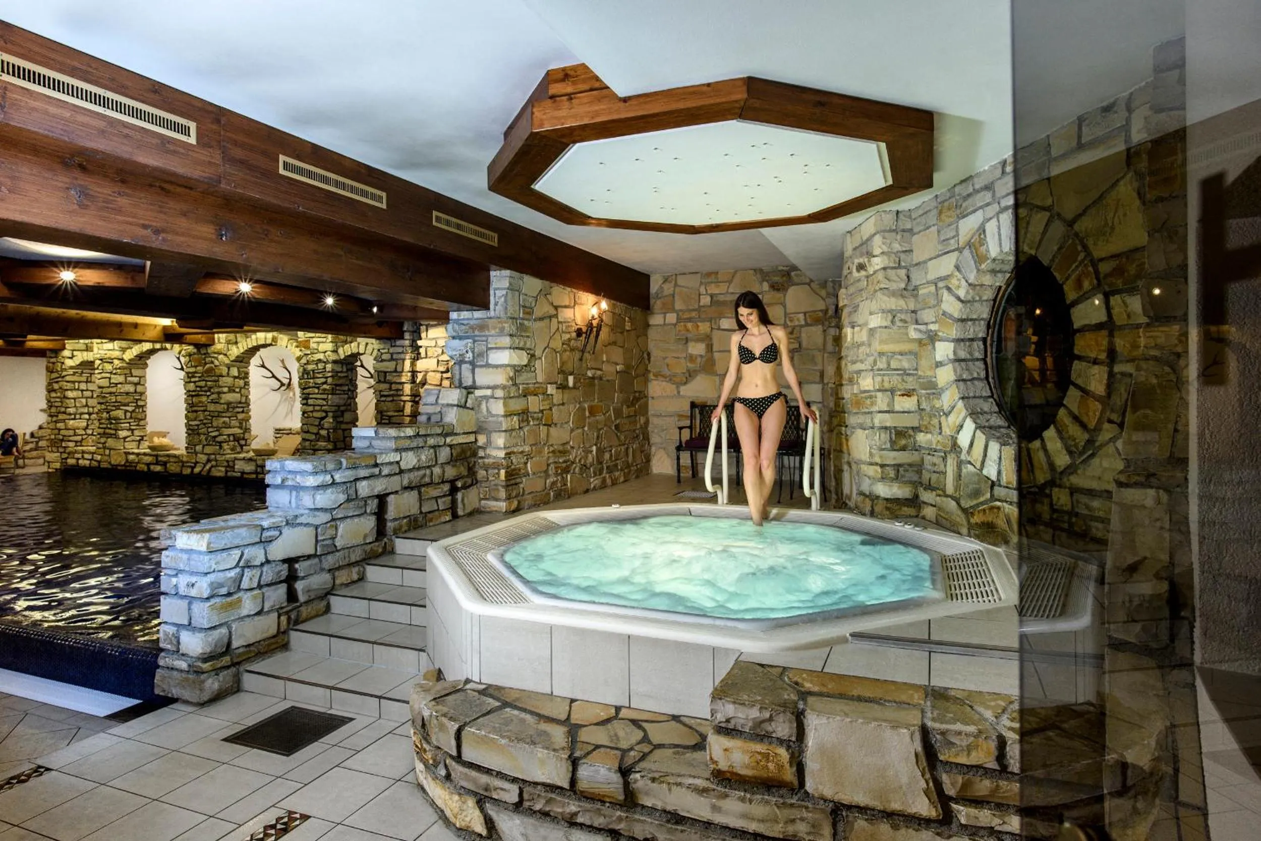 Hot Tub in Aktiv & Spa Hotel Alpenrose