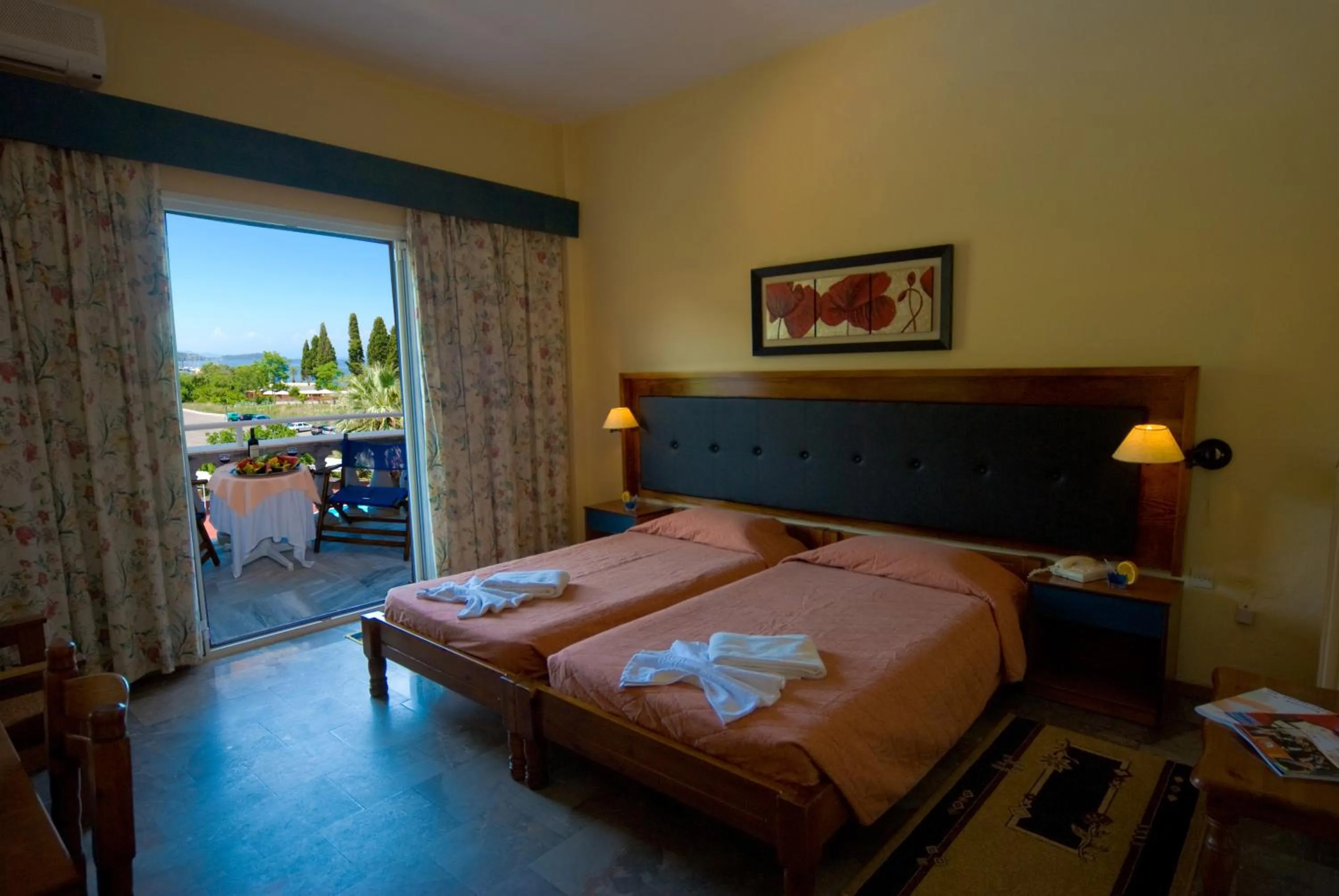 Shower, Bed in Potamaki Beach Hotel