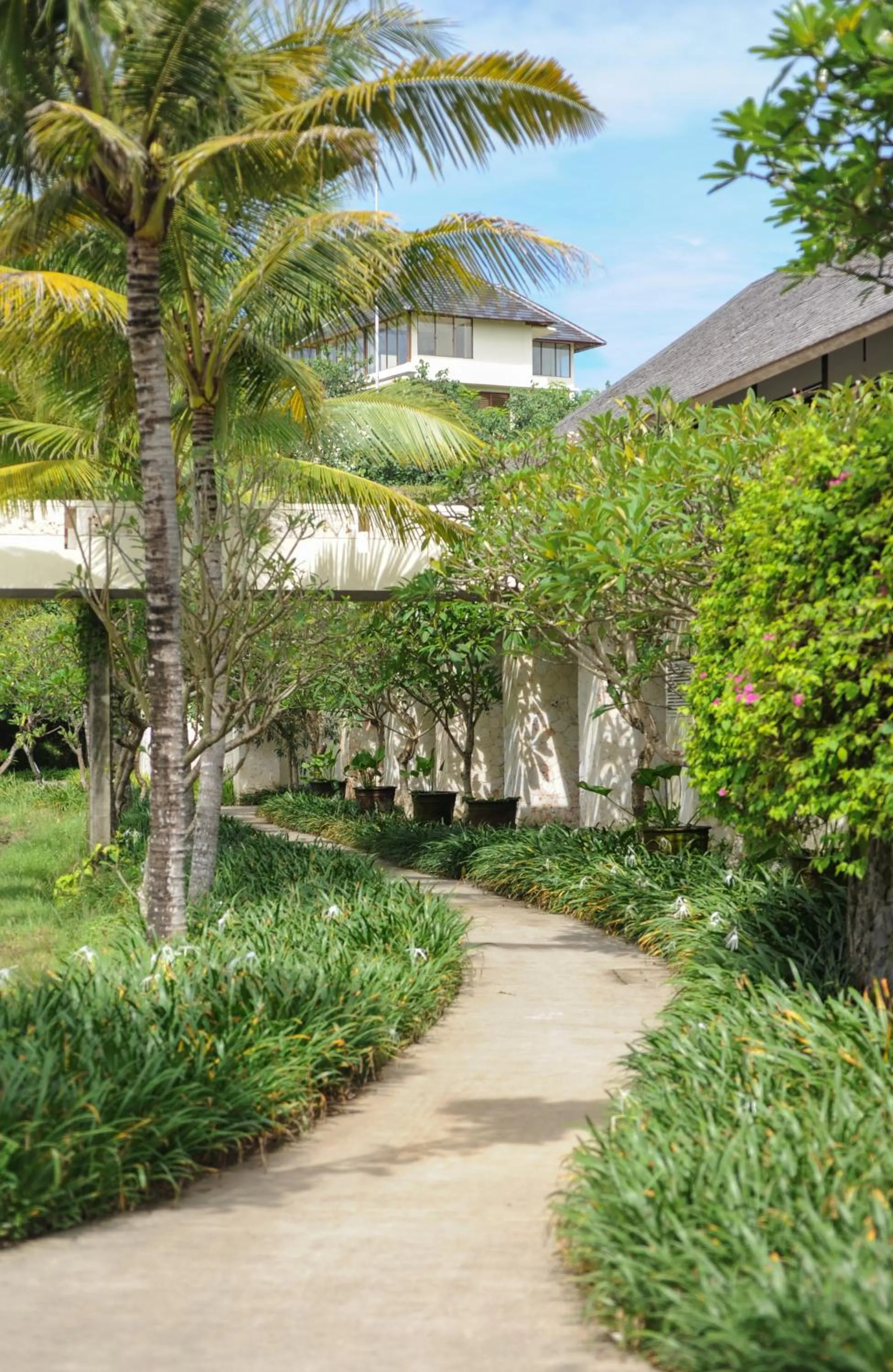 Garden view in Komaneka at Keramas Beach