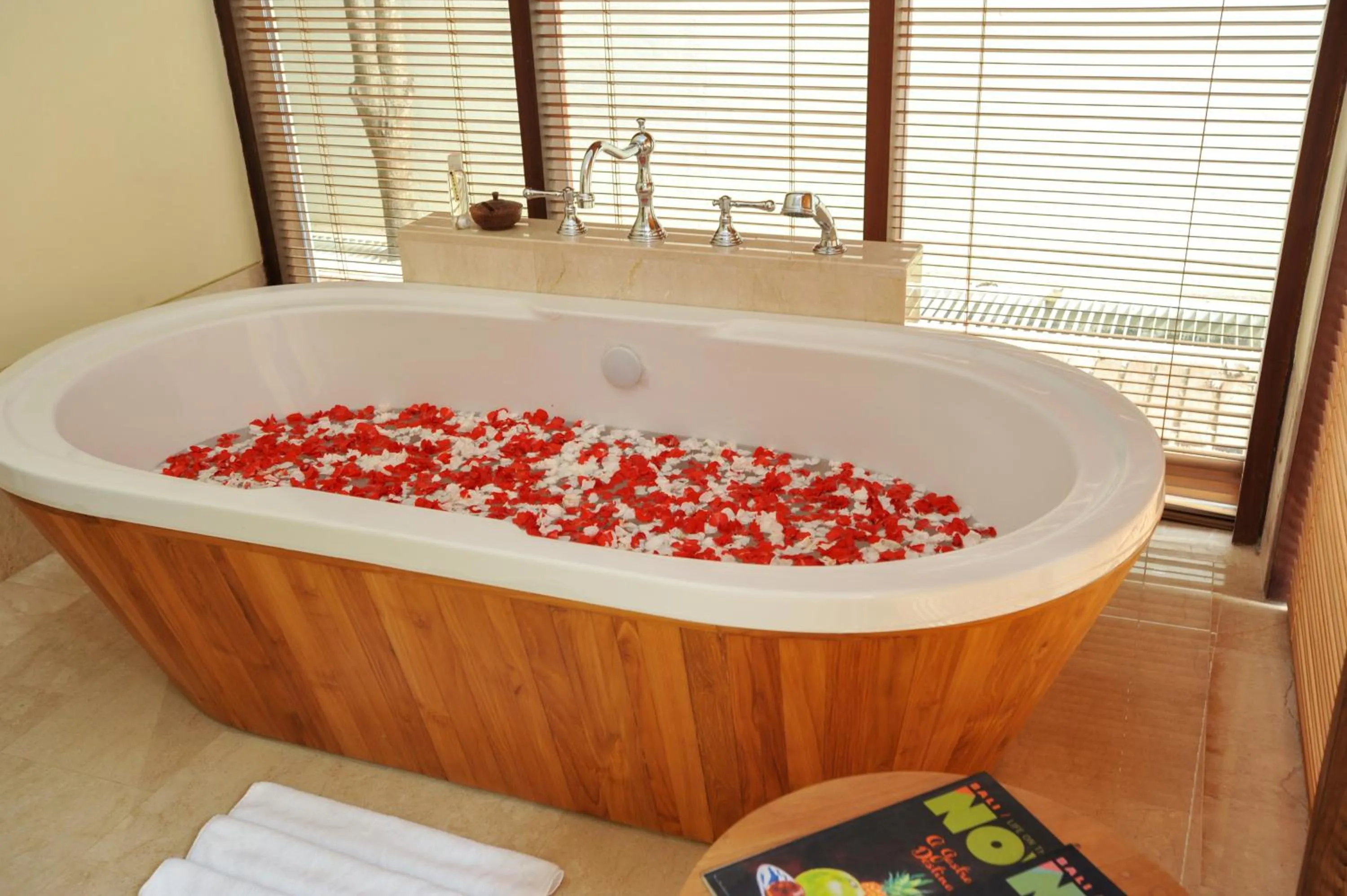 Bathroom in Komaneka at Keramas Beach