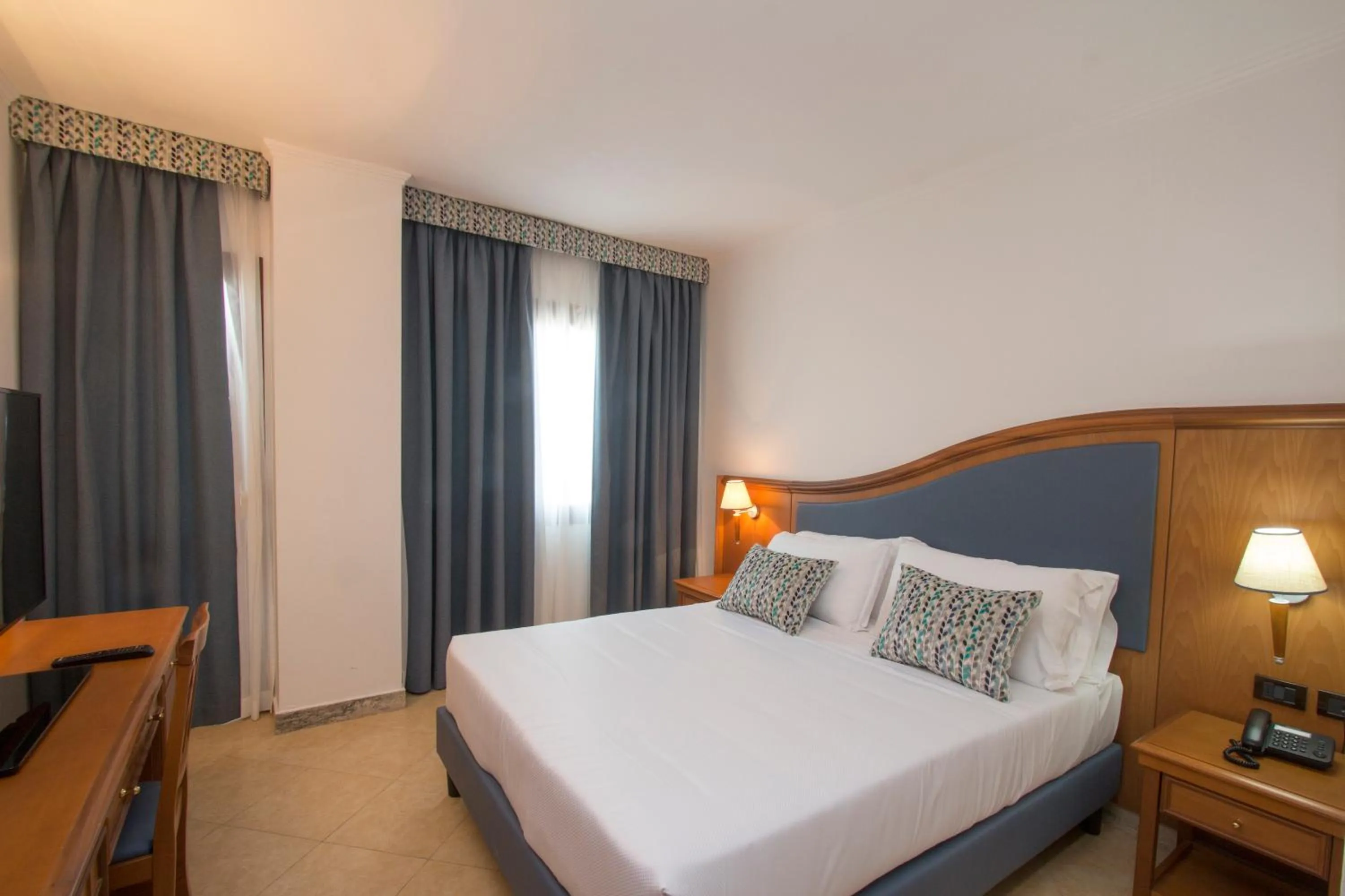 Bed in Hotel Centrale