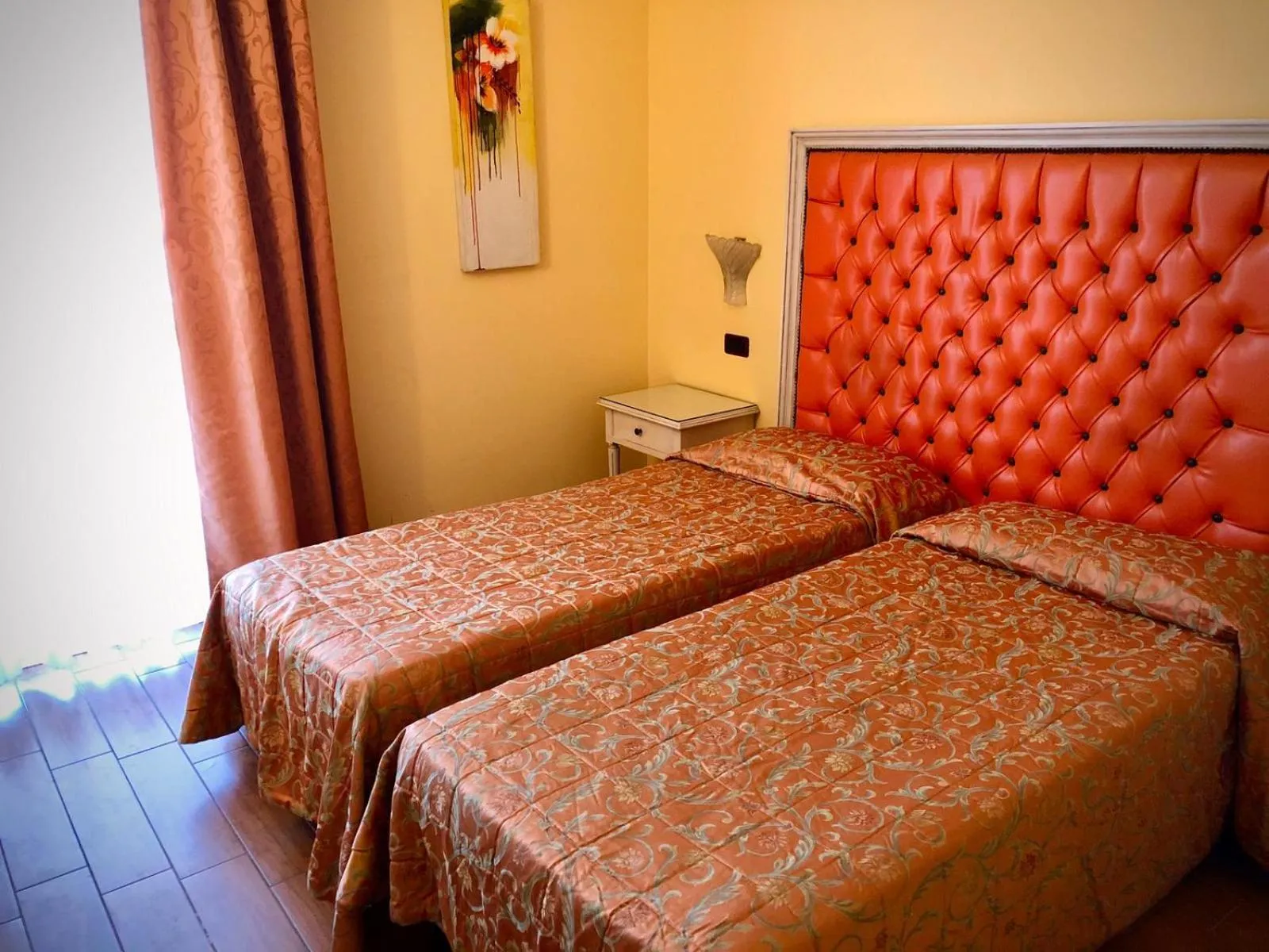 Photo of the whole room, Bed in Alle Torri