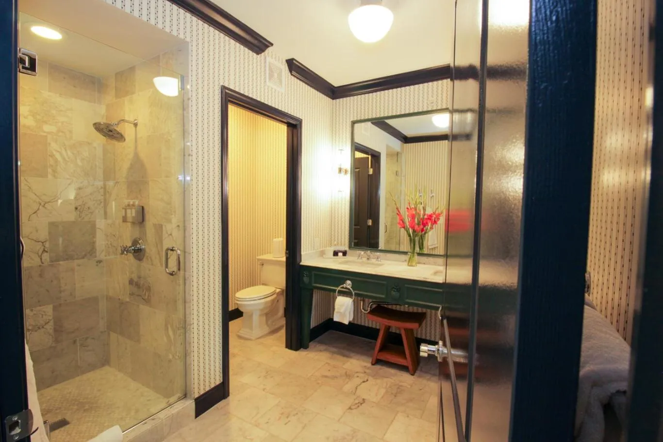 Shower in The Oliver, Oxford