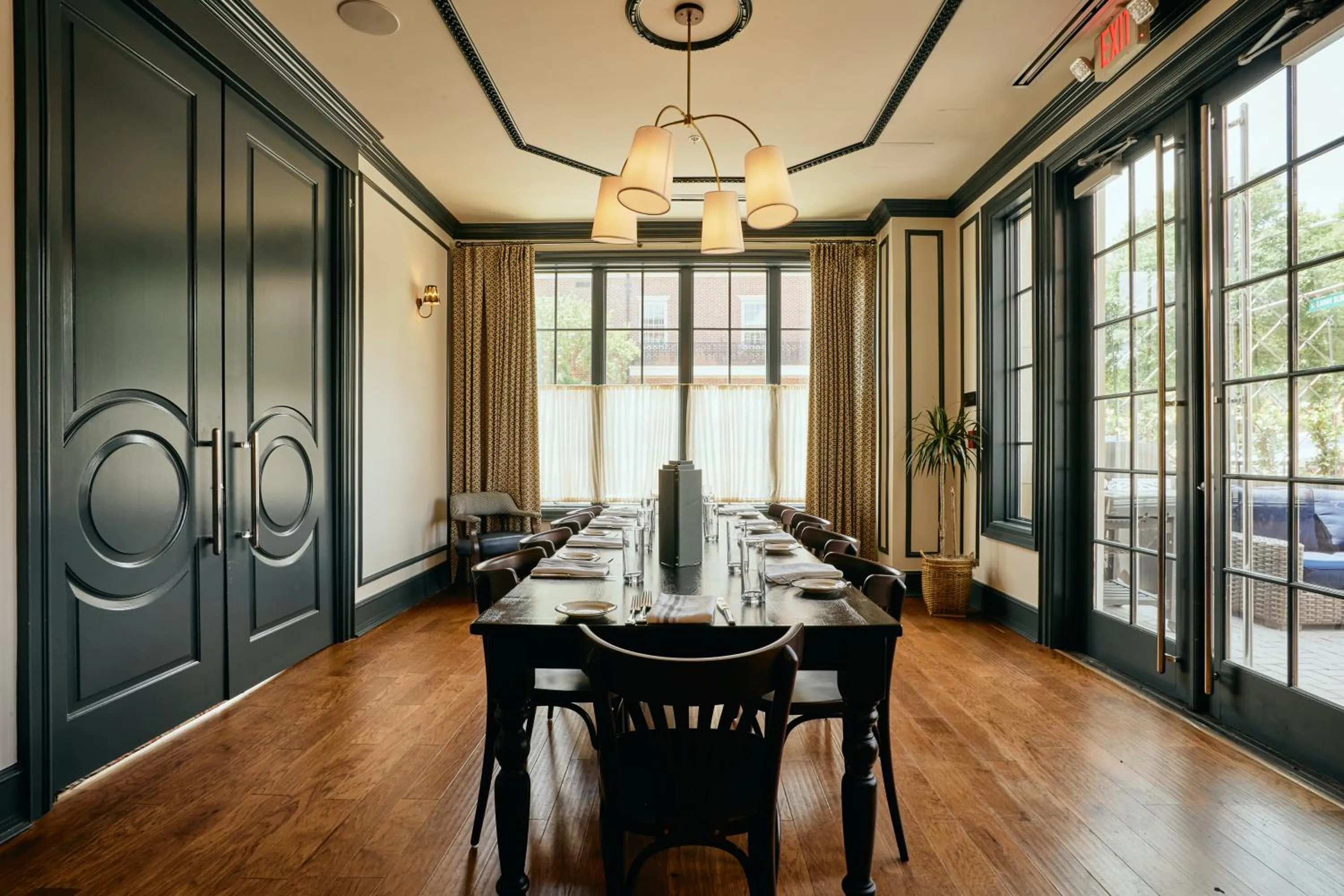 Dining area in The Oliver, Oxford