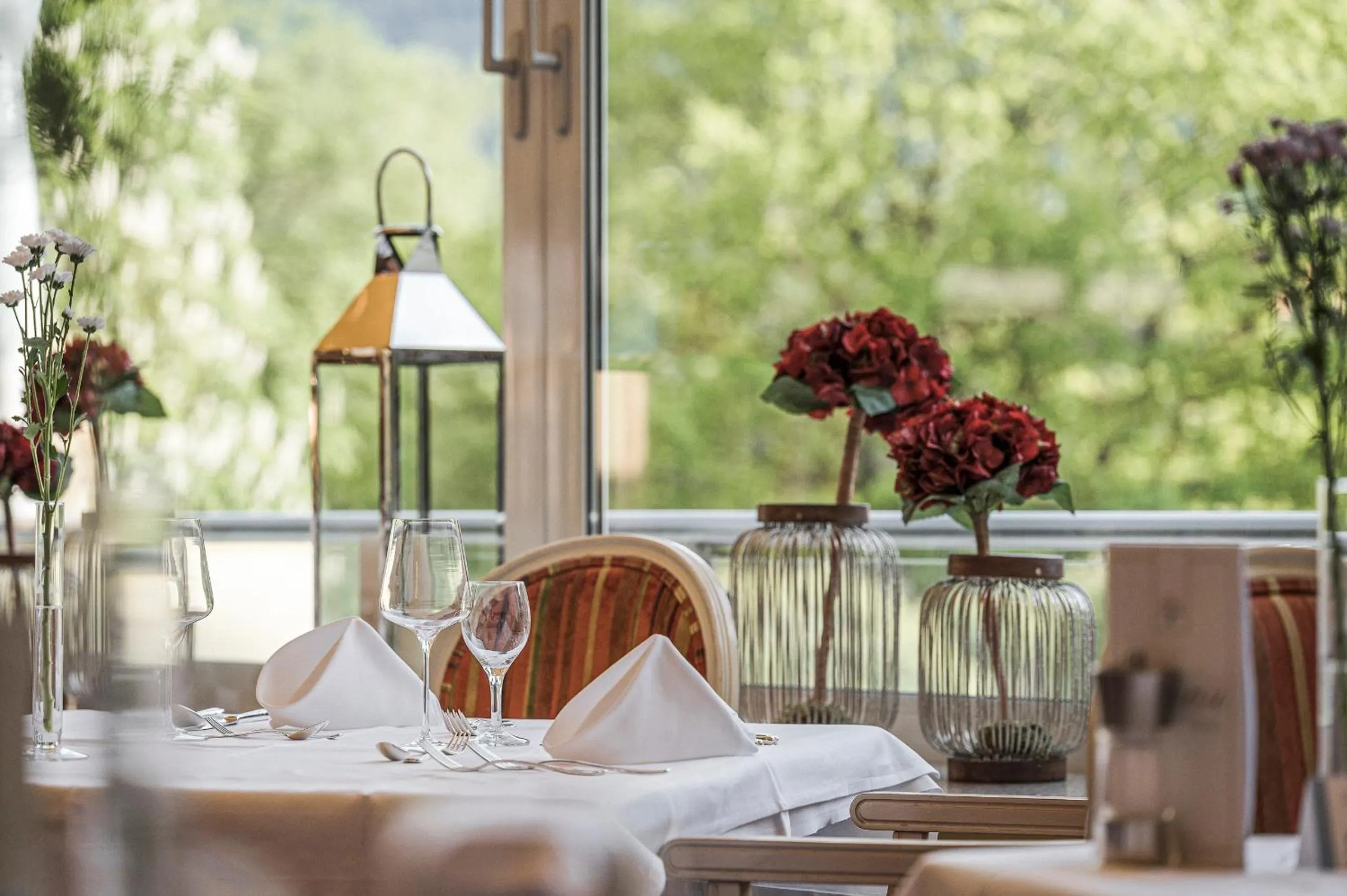 Restaurant/places to eat in Hotel Norica - Thermenhotels Gastein mit dem Bademantel direkt in die Therme