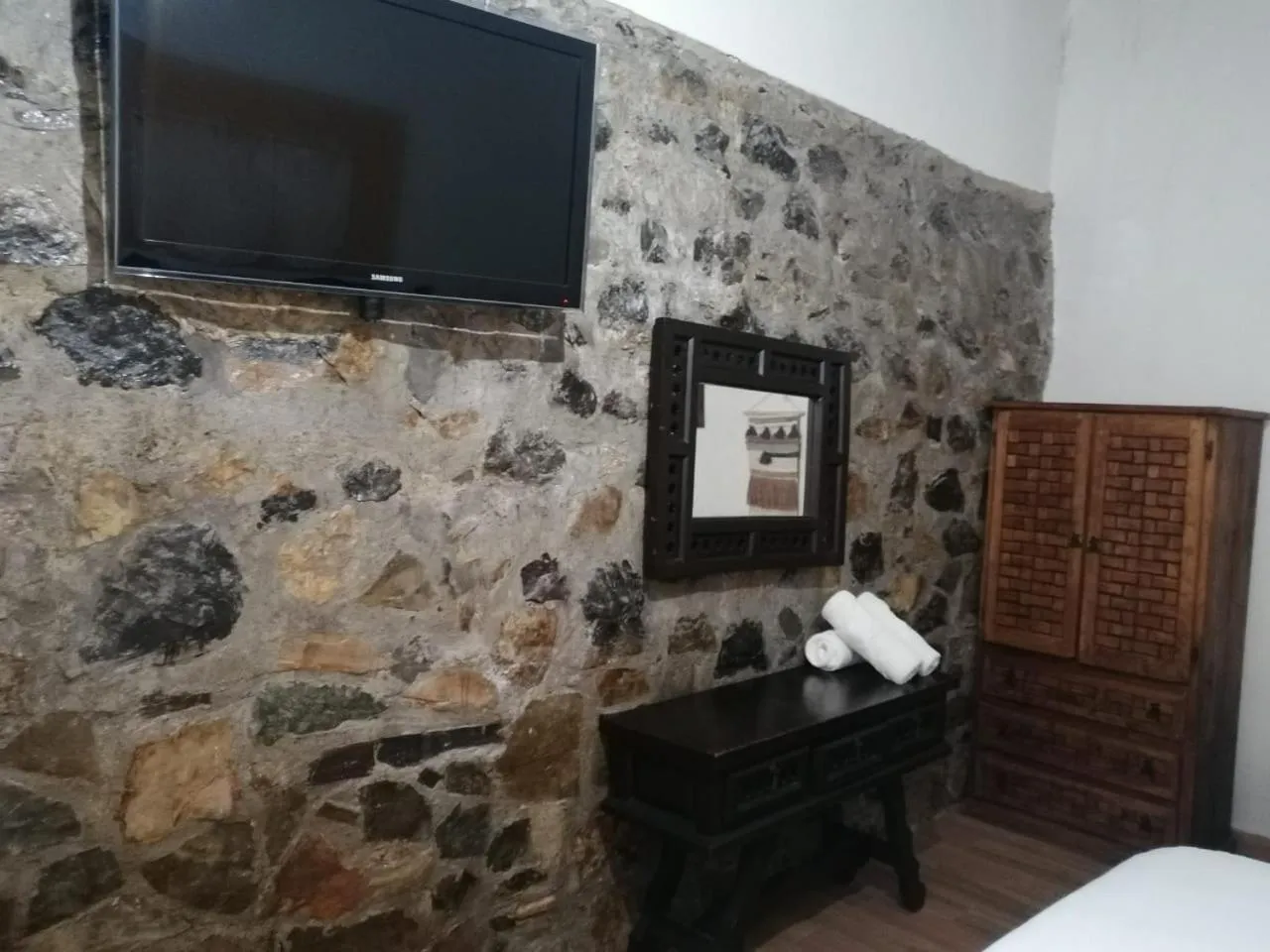 Decorative detail, Bed in Grann Posada Xilitla