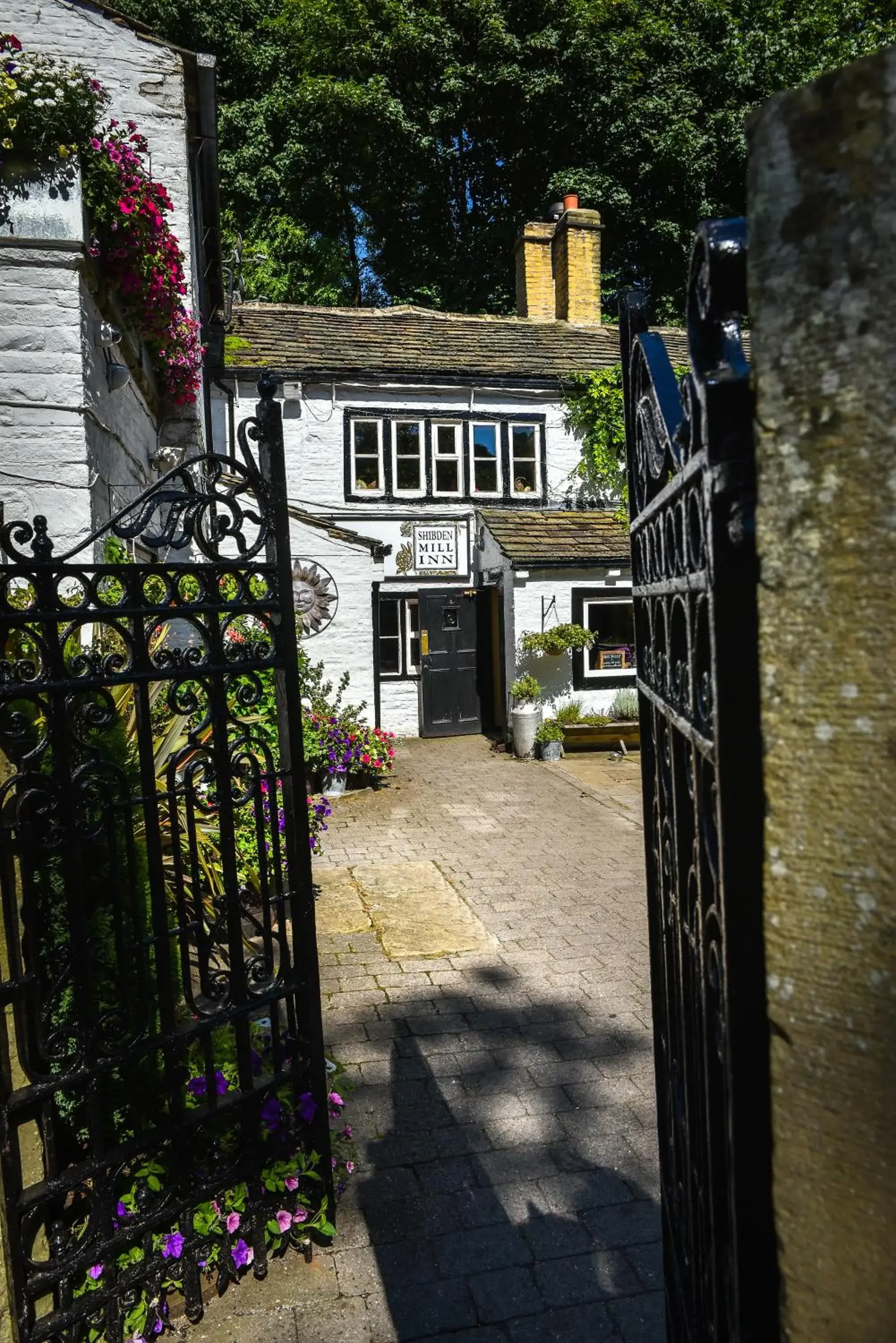 Facade/entrance in Shibden Mill Inn Facade/entrance in Shibden Mill Inn