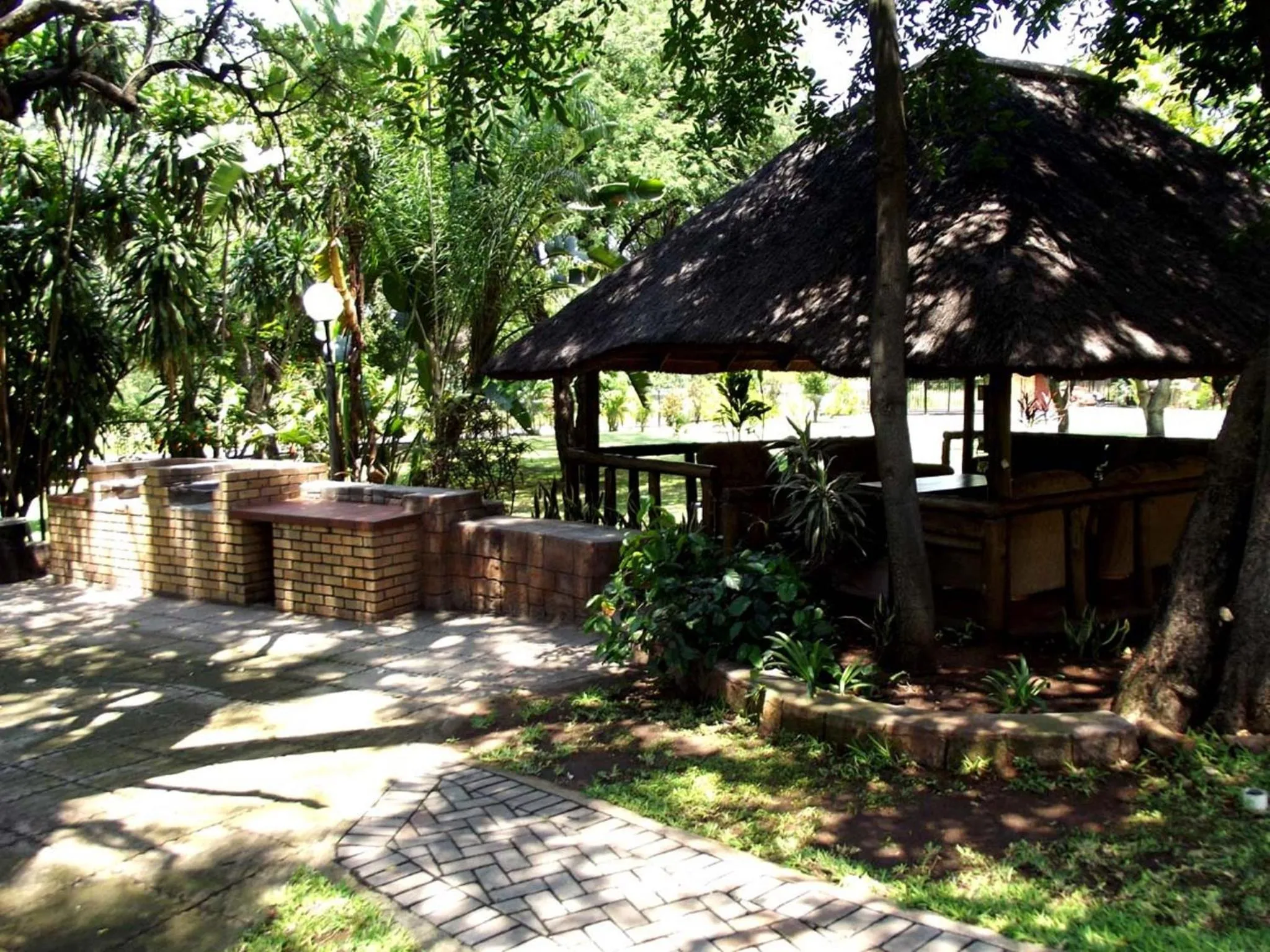 BBQ facilities in Sunbird Lodge