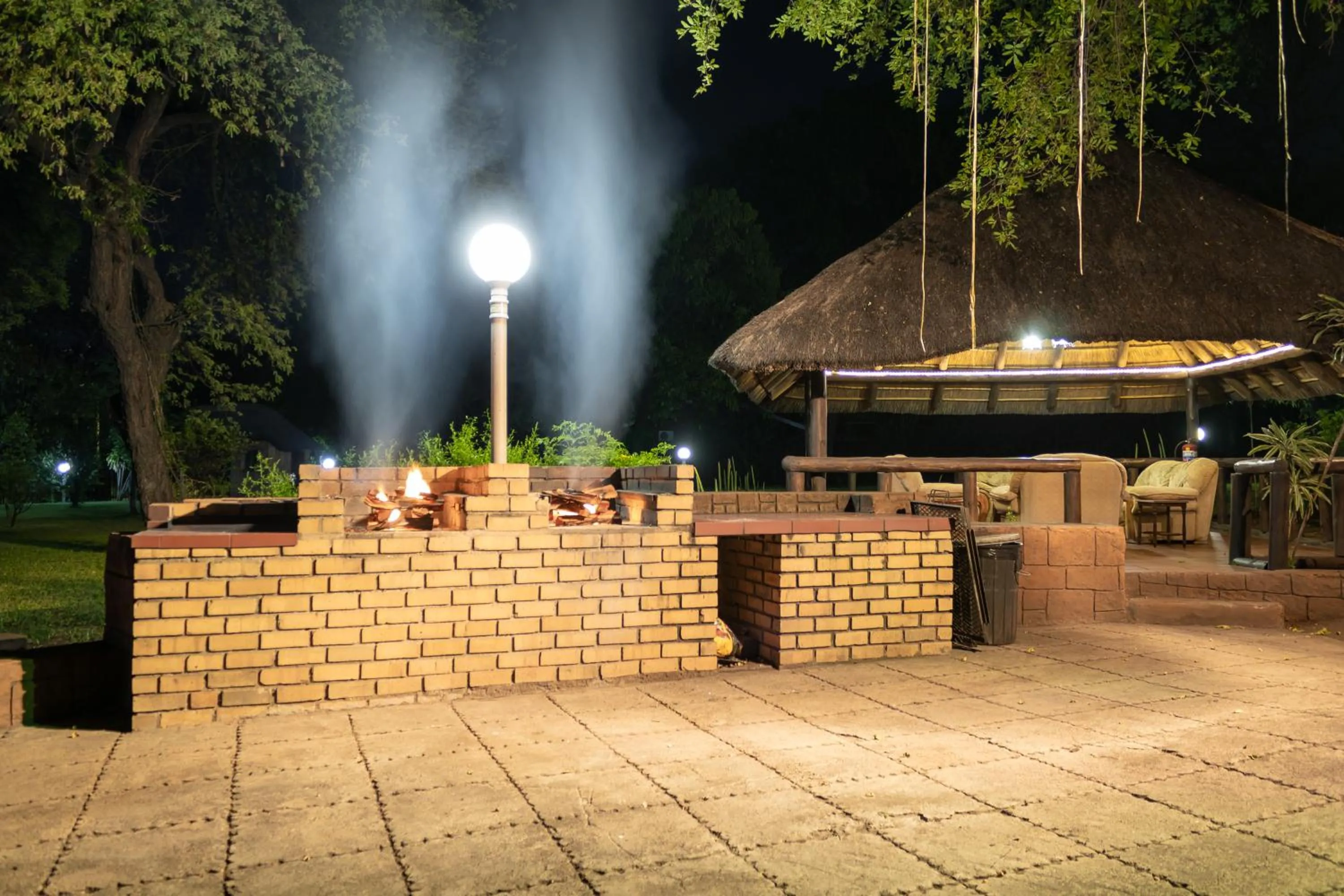 Night in Sunbird Lodge