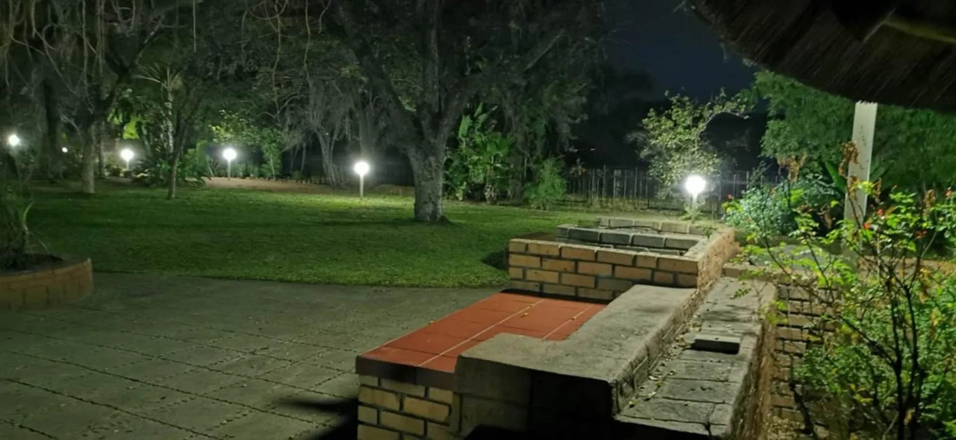 BBQ facilities in Sunbird Lodge