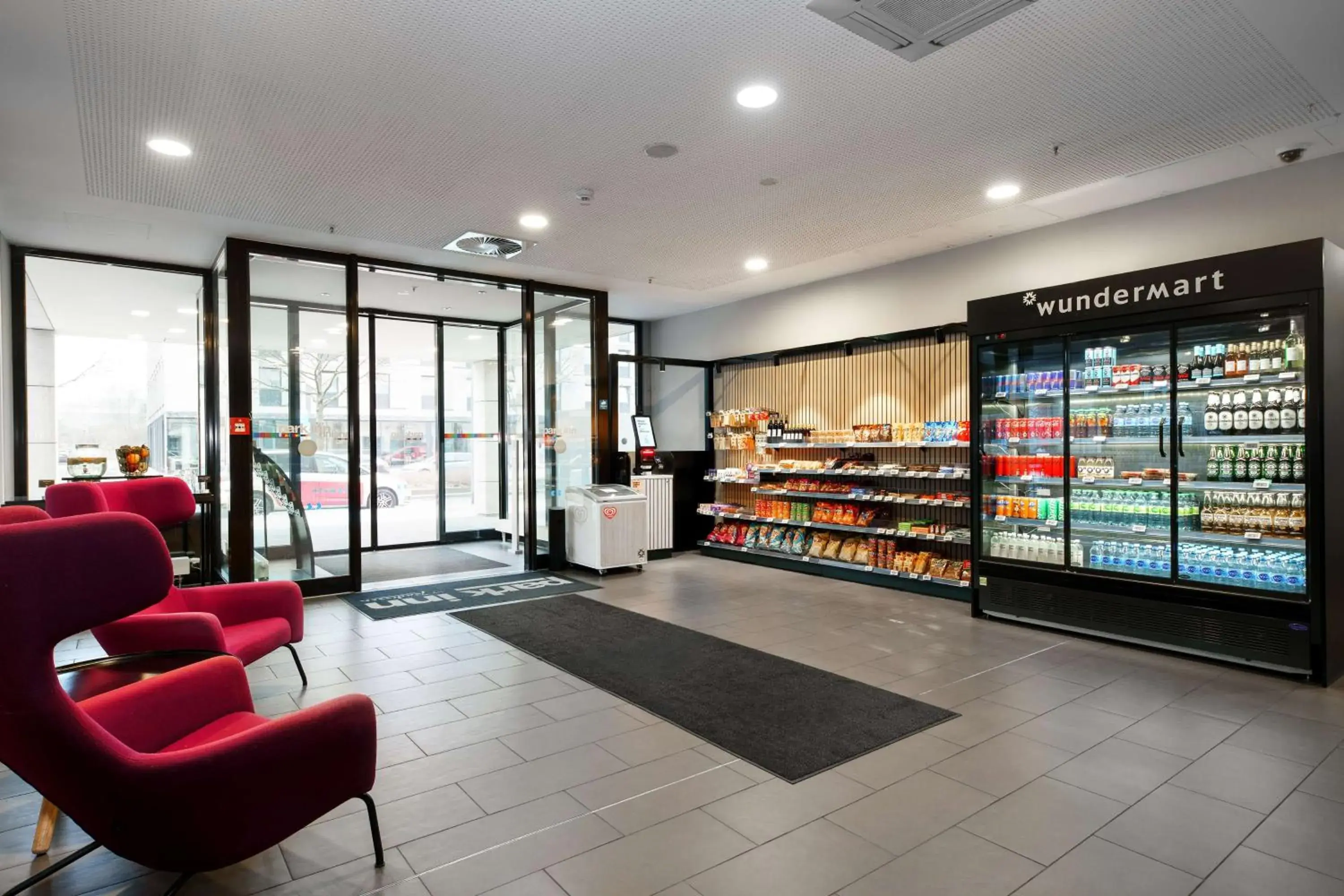 Lobby or reception in Park Inn by Radisson Frankfurt Airport Lobby or reception in Park Inn by Radisson Frankfurt Airport