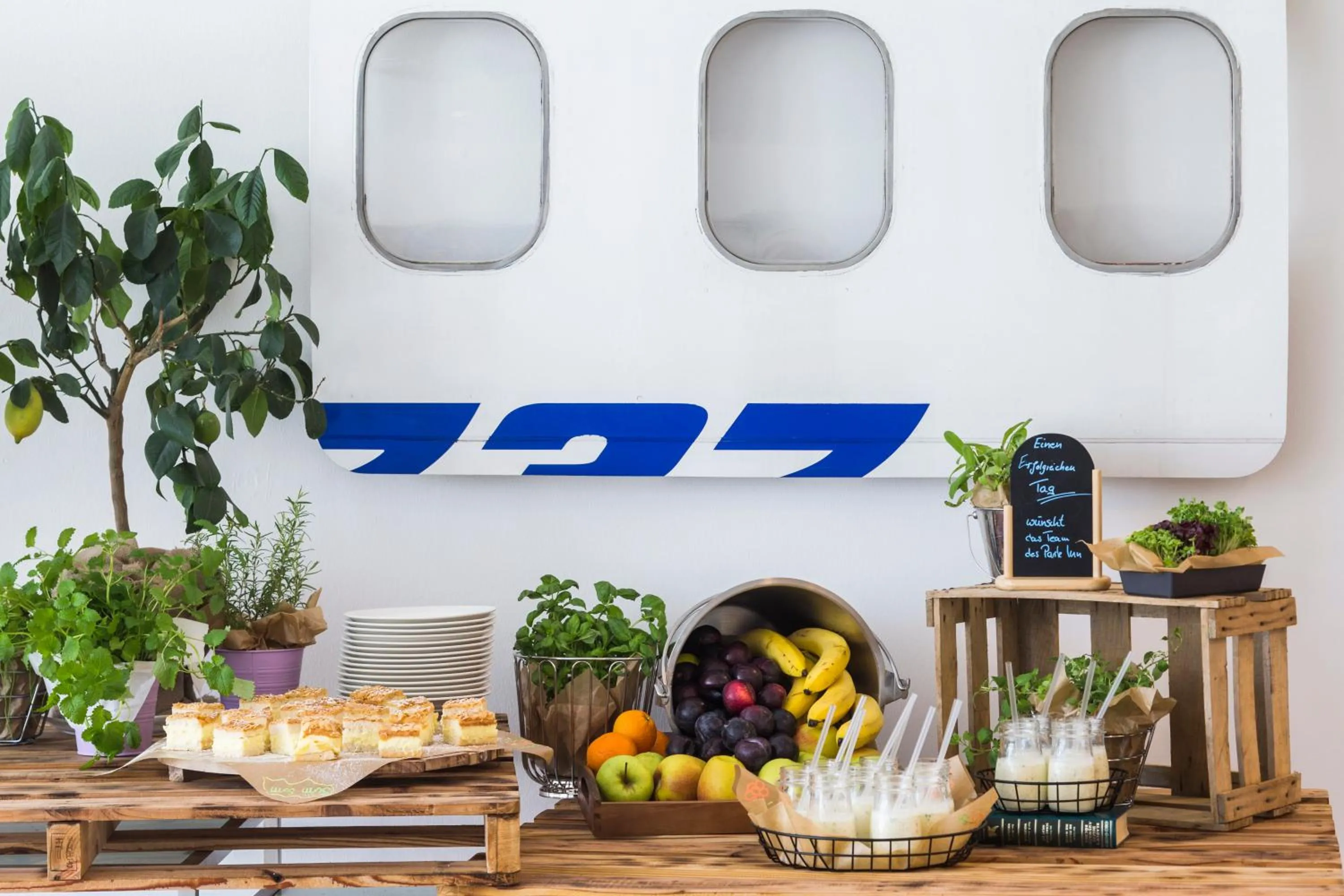 Meals in Park Inn by Radisson Frankfurt Airport