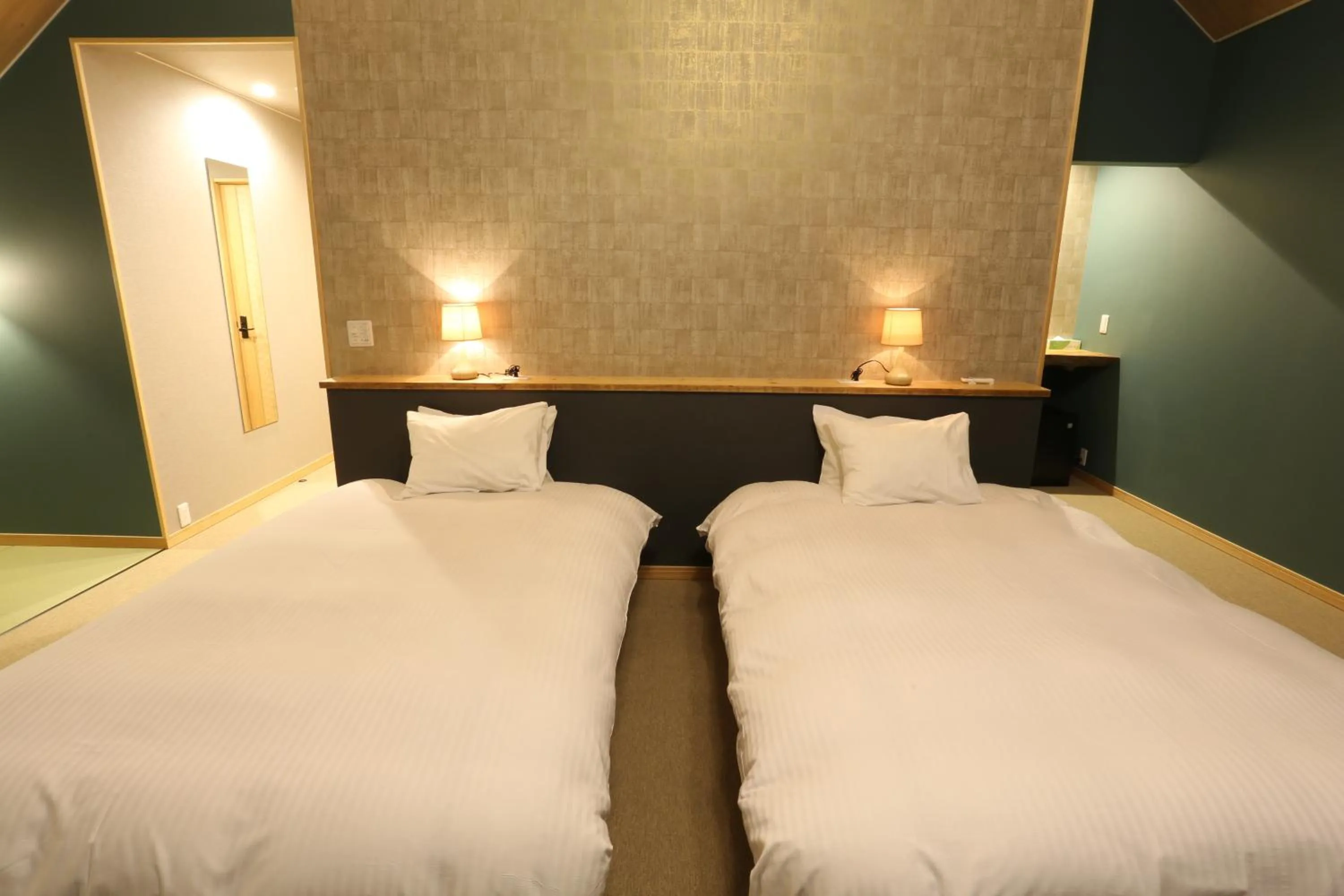 Bedroom, Bed in Element