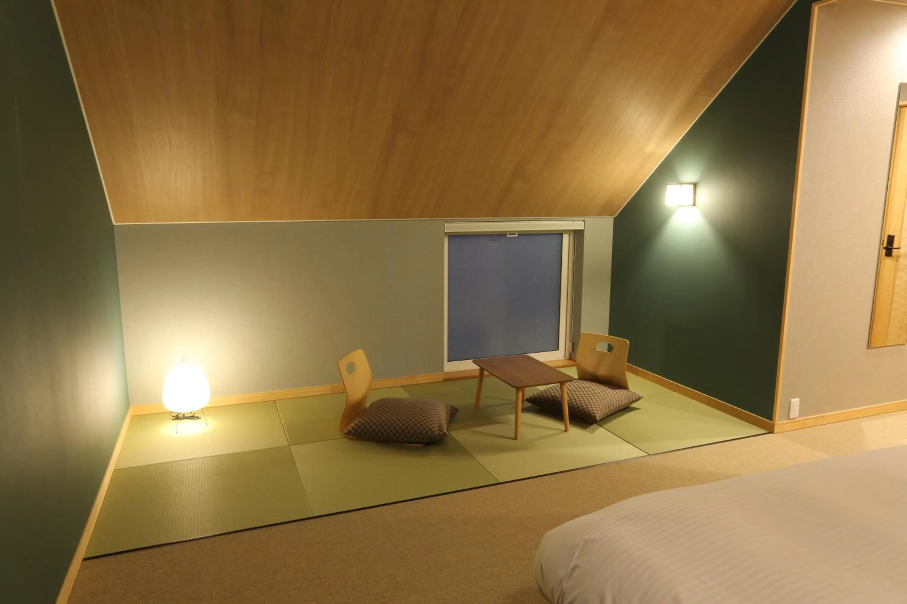 Bedroom, Bed in Element