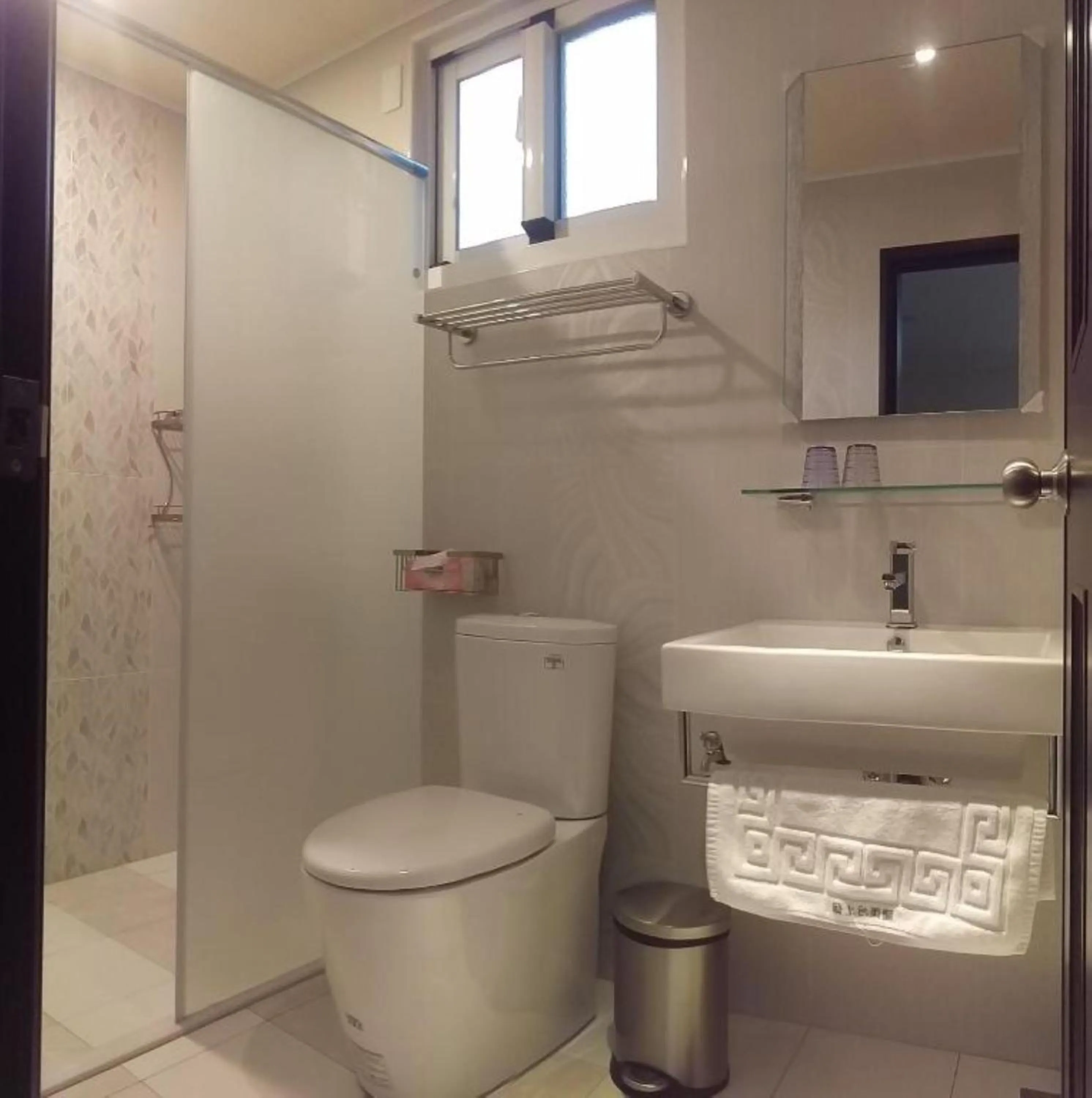 Bathroom in Taitung Blue Elevator B&B