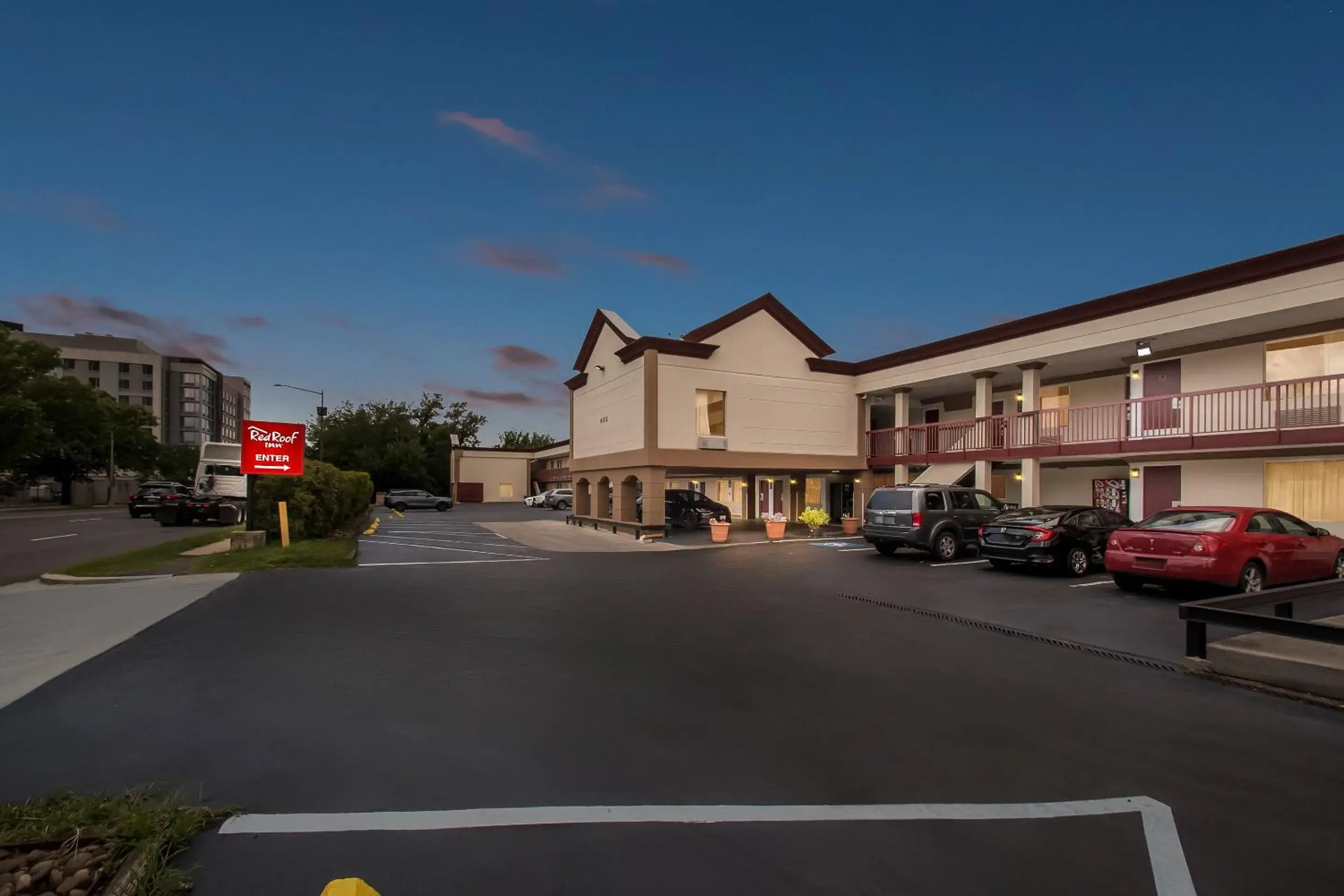 Facade/entrance in Red Roof Inn Washington, DC Facade/entrance in Red Roof Inn Washington, DC