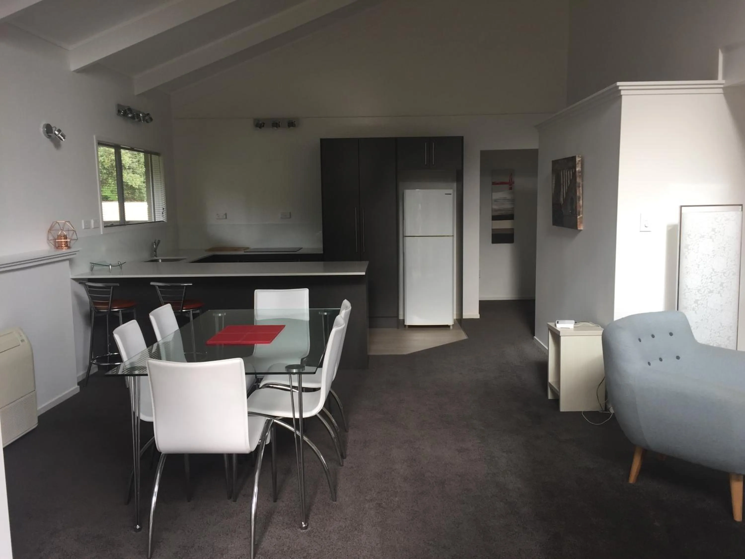Dining Area in Ratanui Villas
