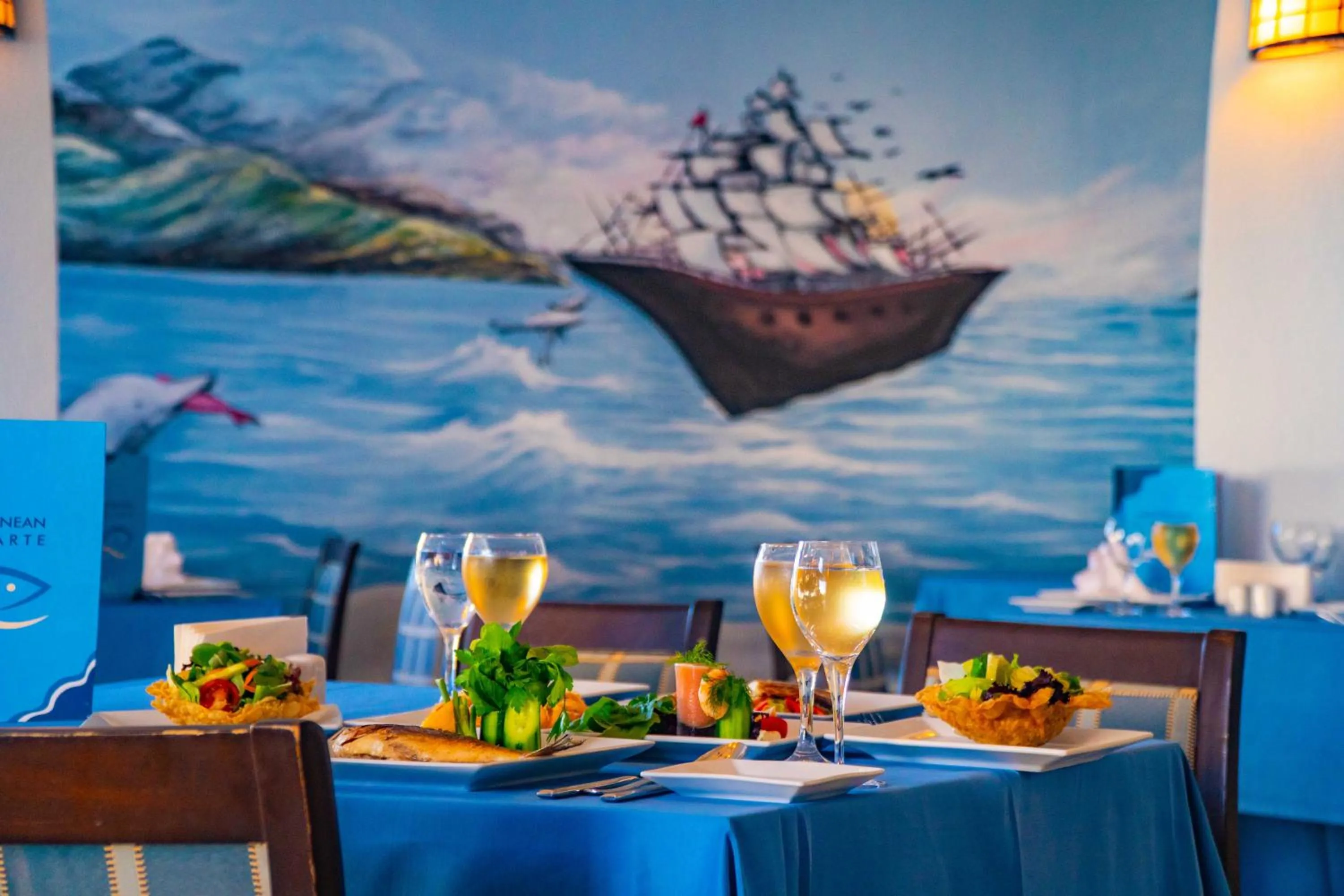 Restaurant/places to eat in Royal Atlantis Spa & Resort