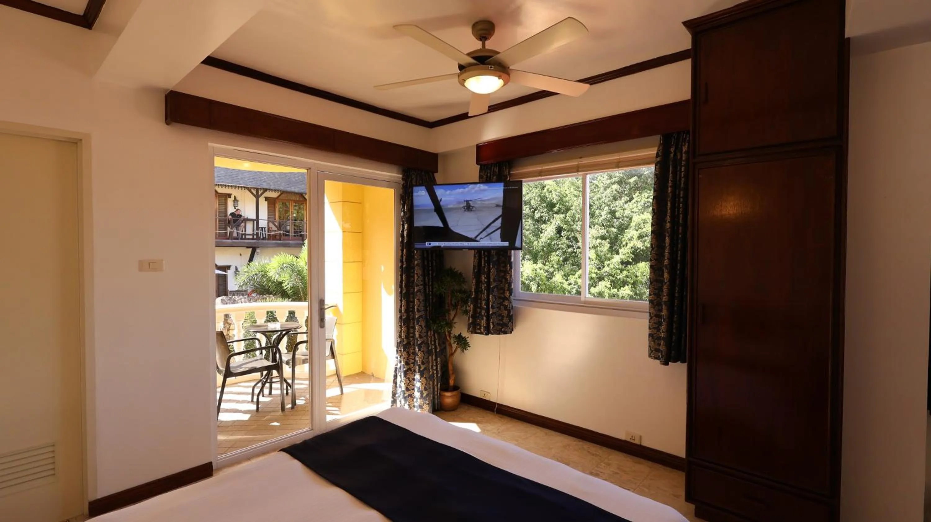 Bedroom in Mermaid Resort and Dive Center