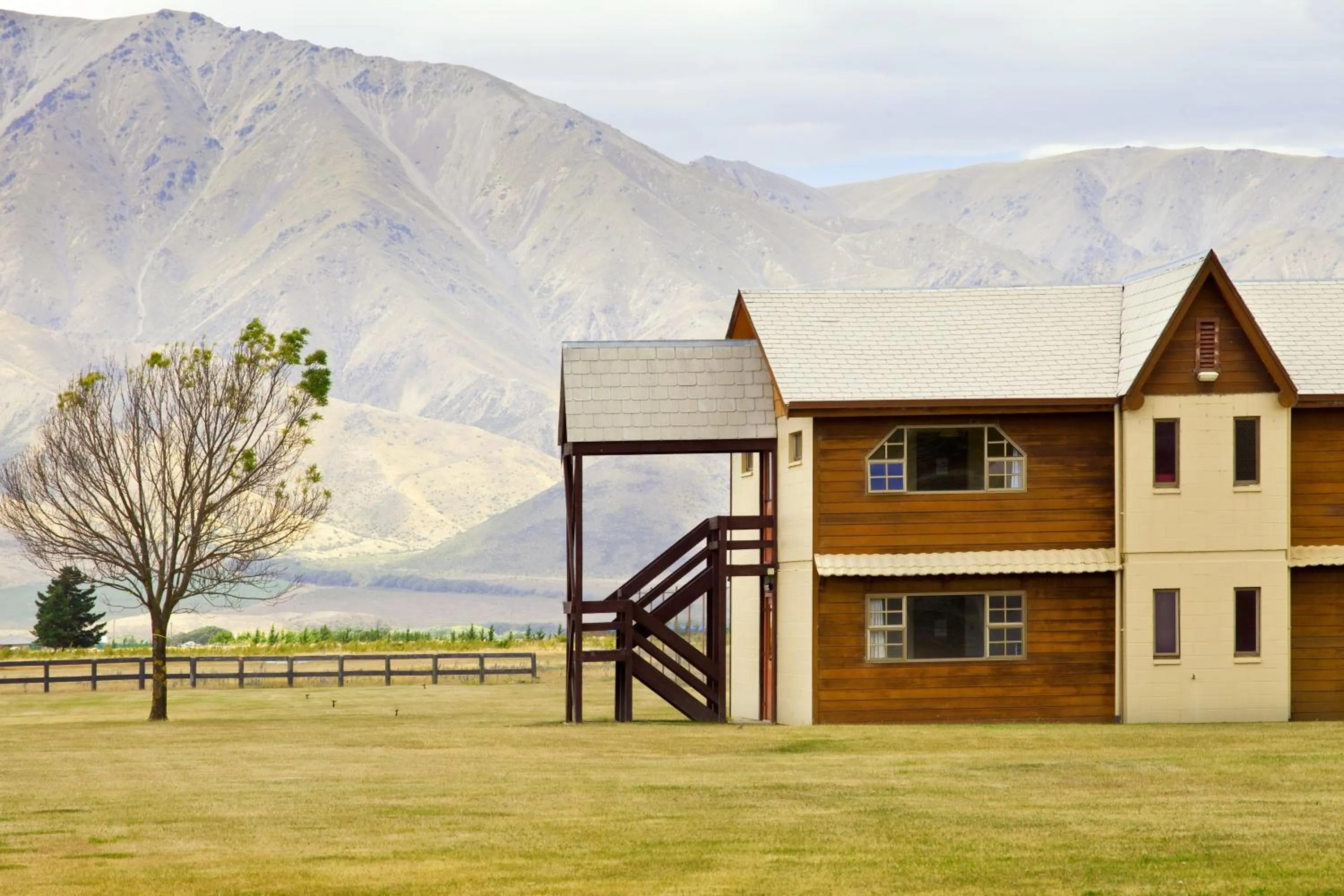 Facade/entrance in Discovery Countrytime Hotel