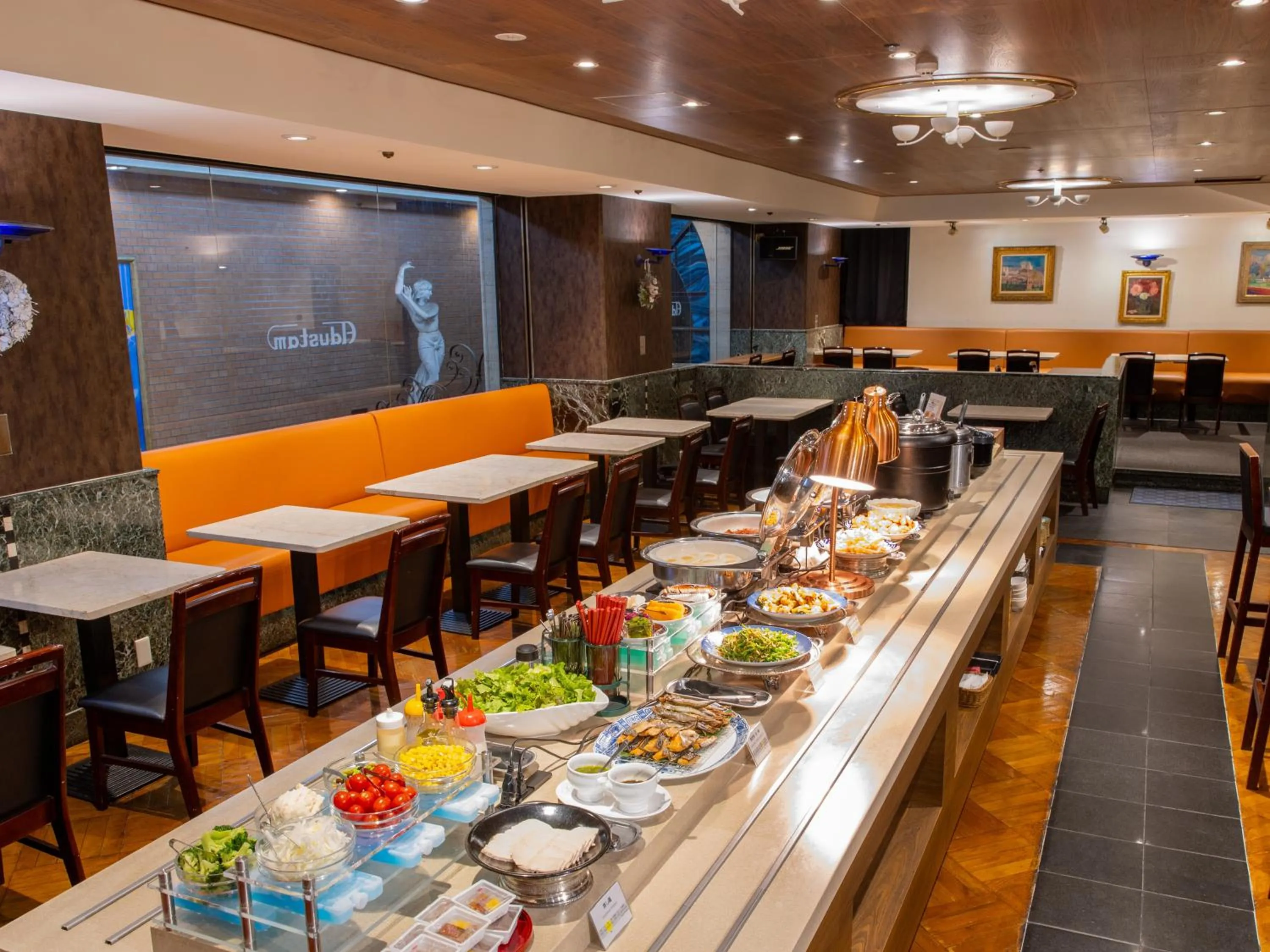 Buffet breakfast in New Osaka Hotel