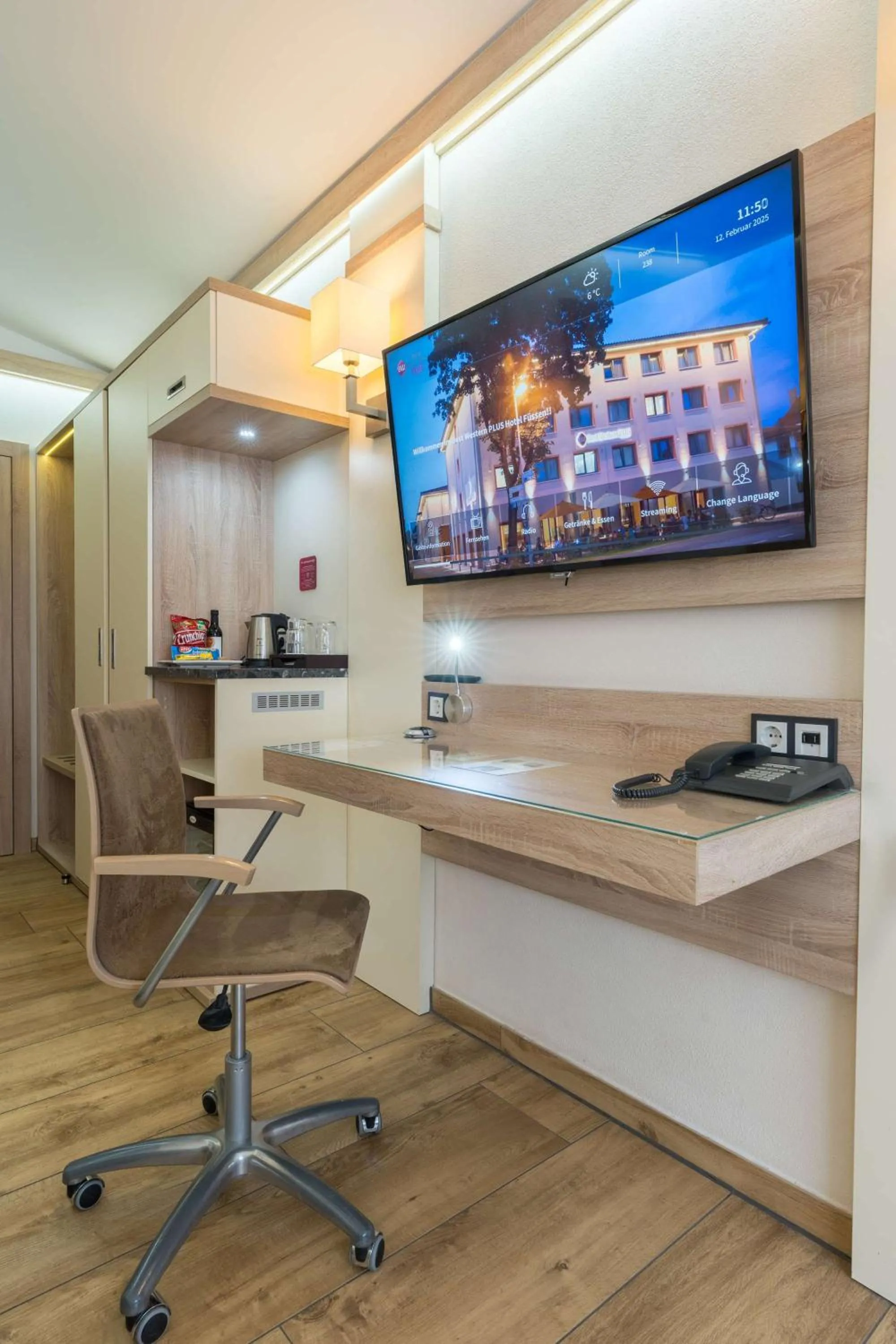 Bedroom in Best Western Plus Hotel Füssen