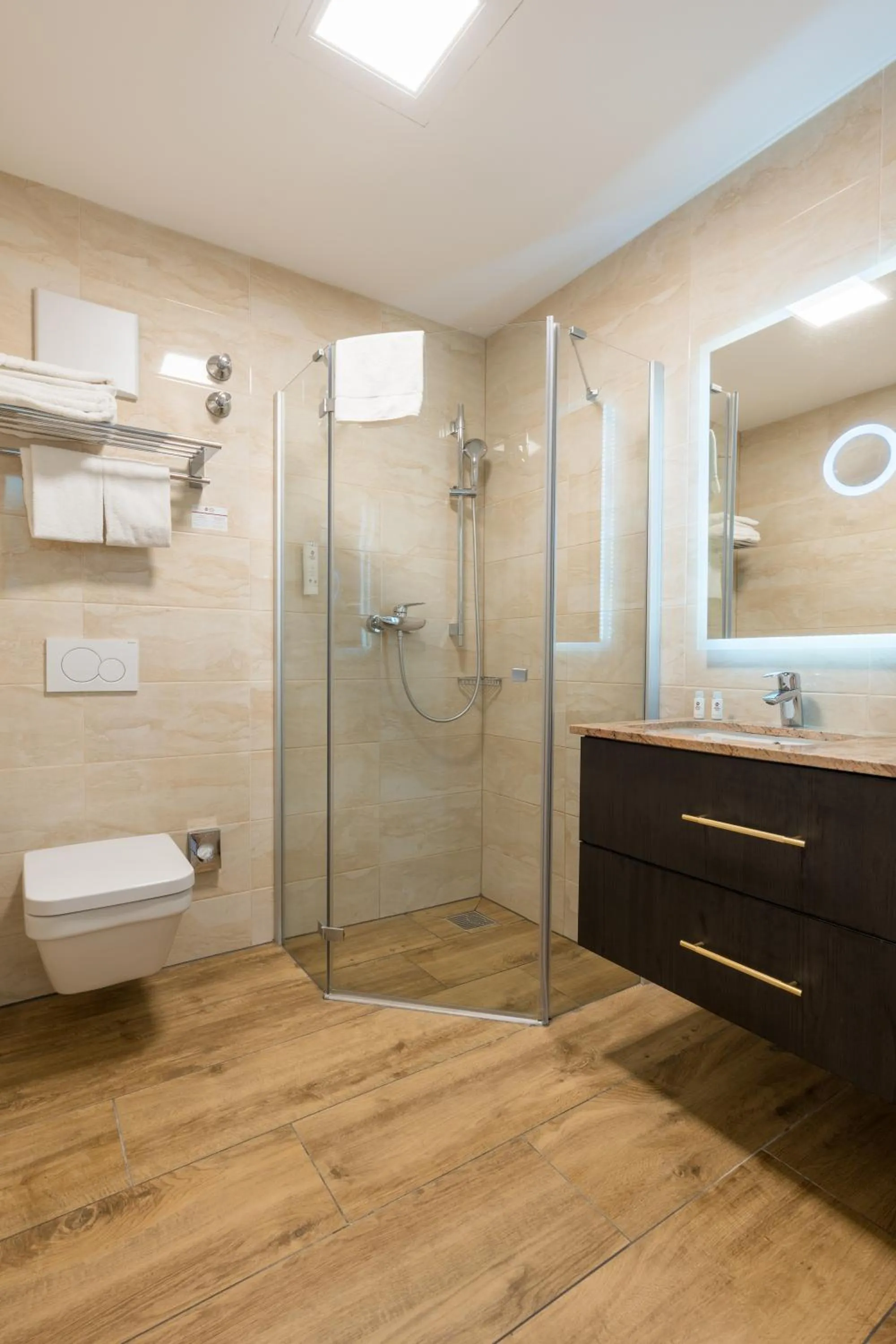 Bathroom in Best Western Plus Hotel Füssen