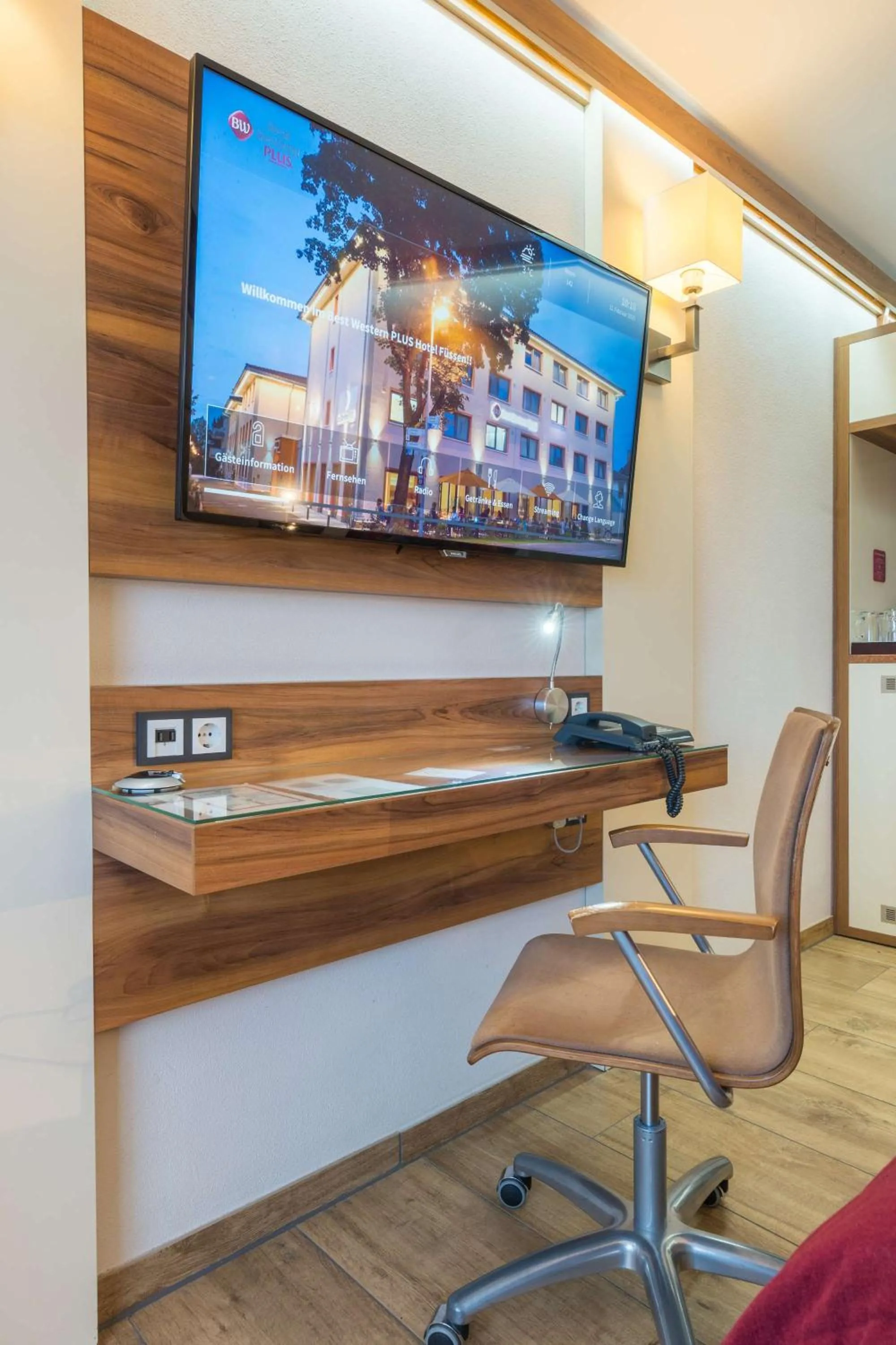 Bedroom in Best Western Plus Hotel Füssen