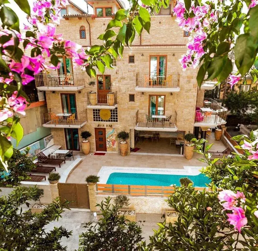 Leda Suites Leda Suites