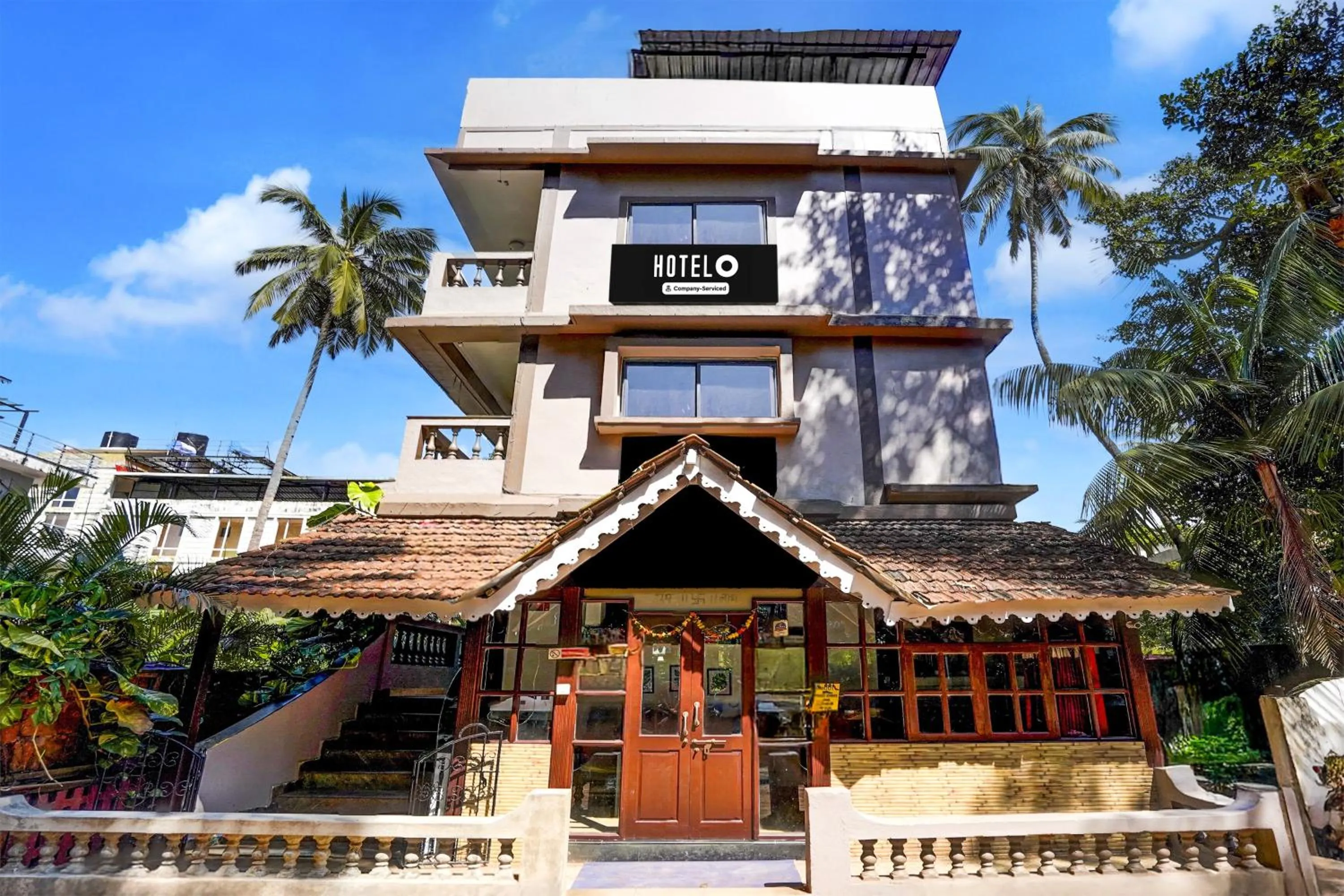 Facade/entrance in Super Hotel O Calangute-Baga Crossway Formerly Rustic Village