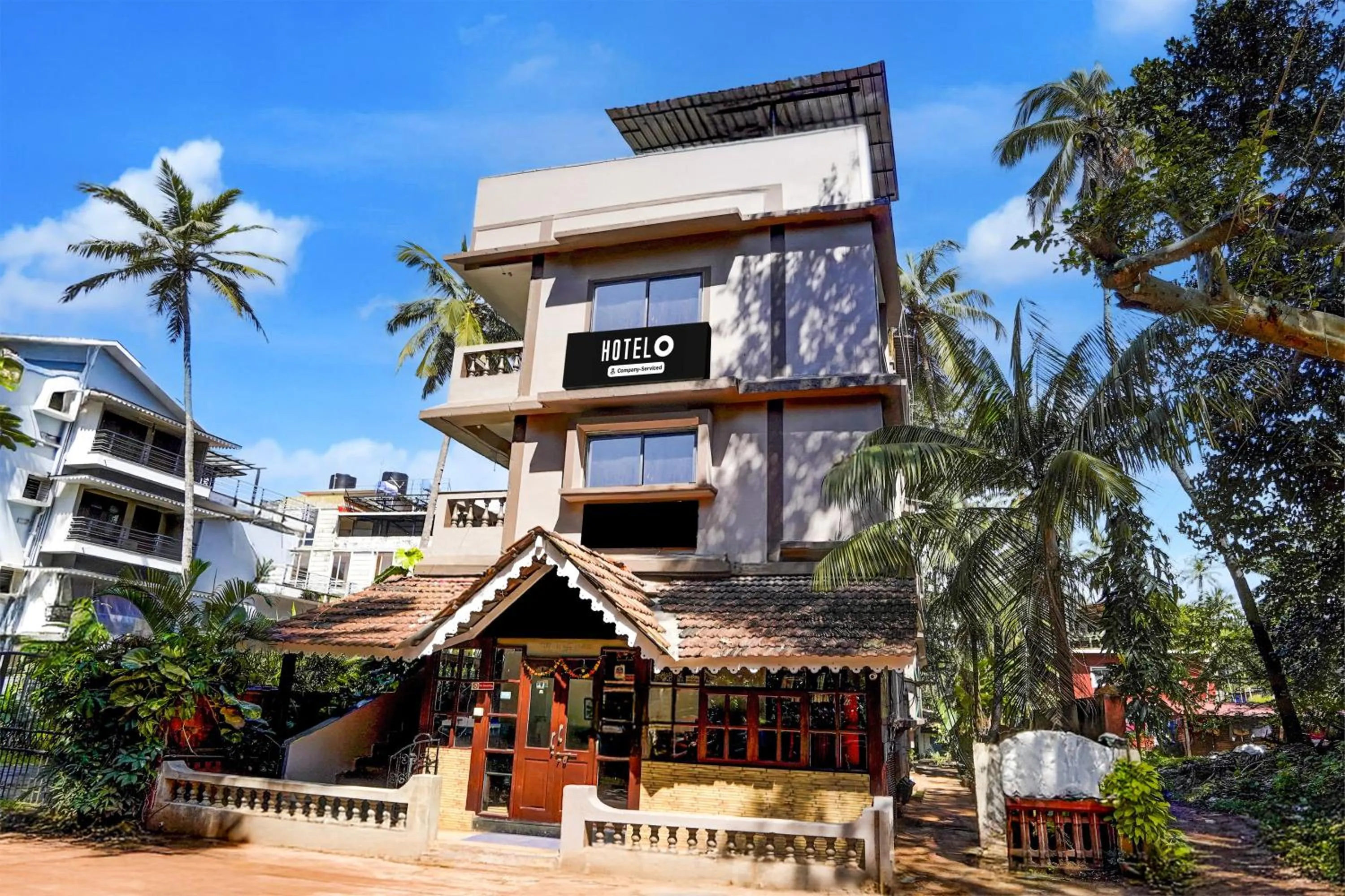 Facade/entrance in Super Hotel O Calangute-Baga Crossway Formerly Rustic Village
