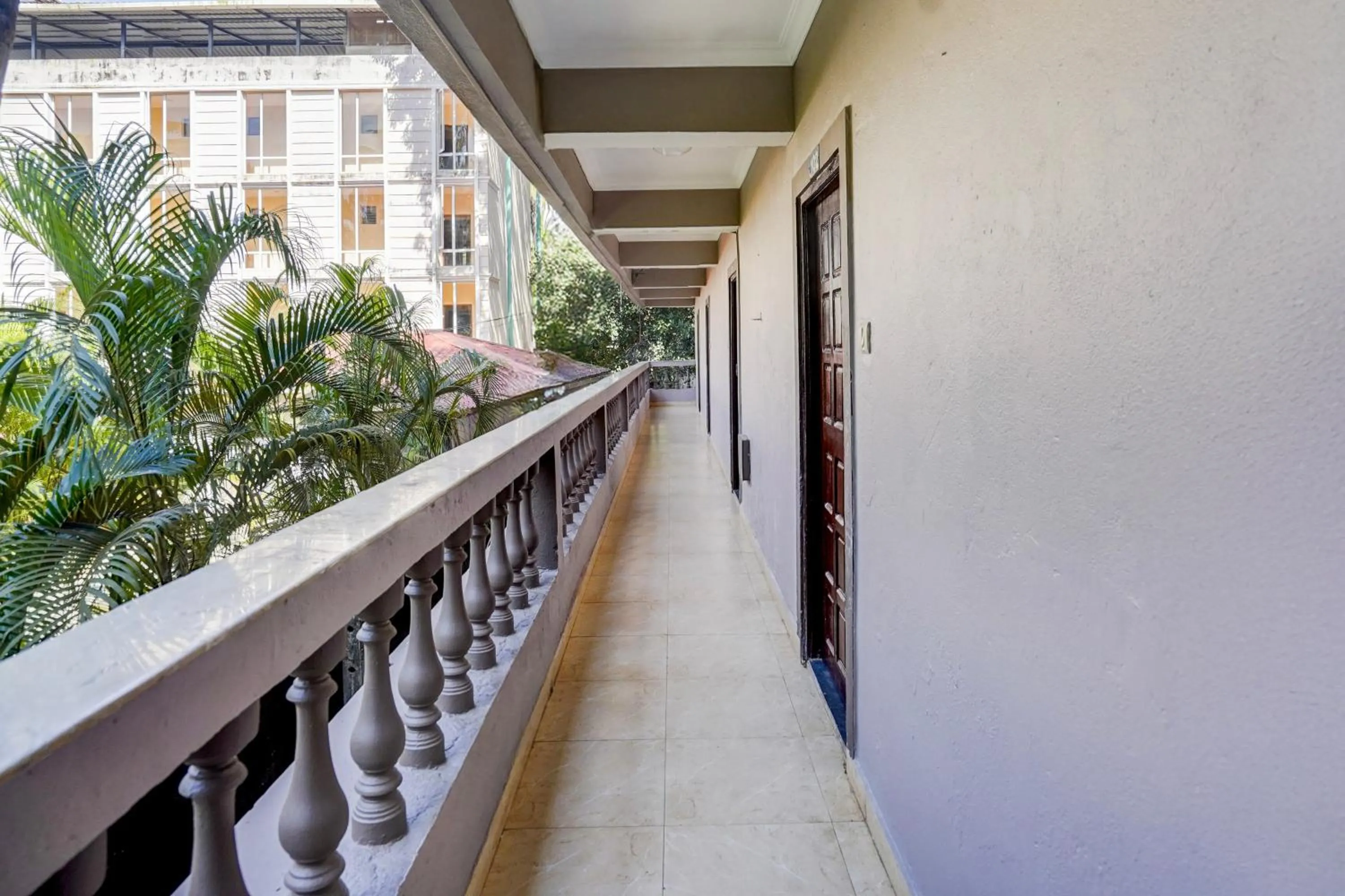 Lobby or reception in Super Hotel O Calangute-Baga Crossway Formerly Rustic Village