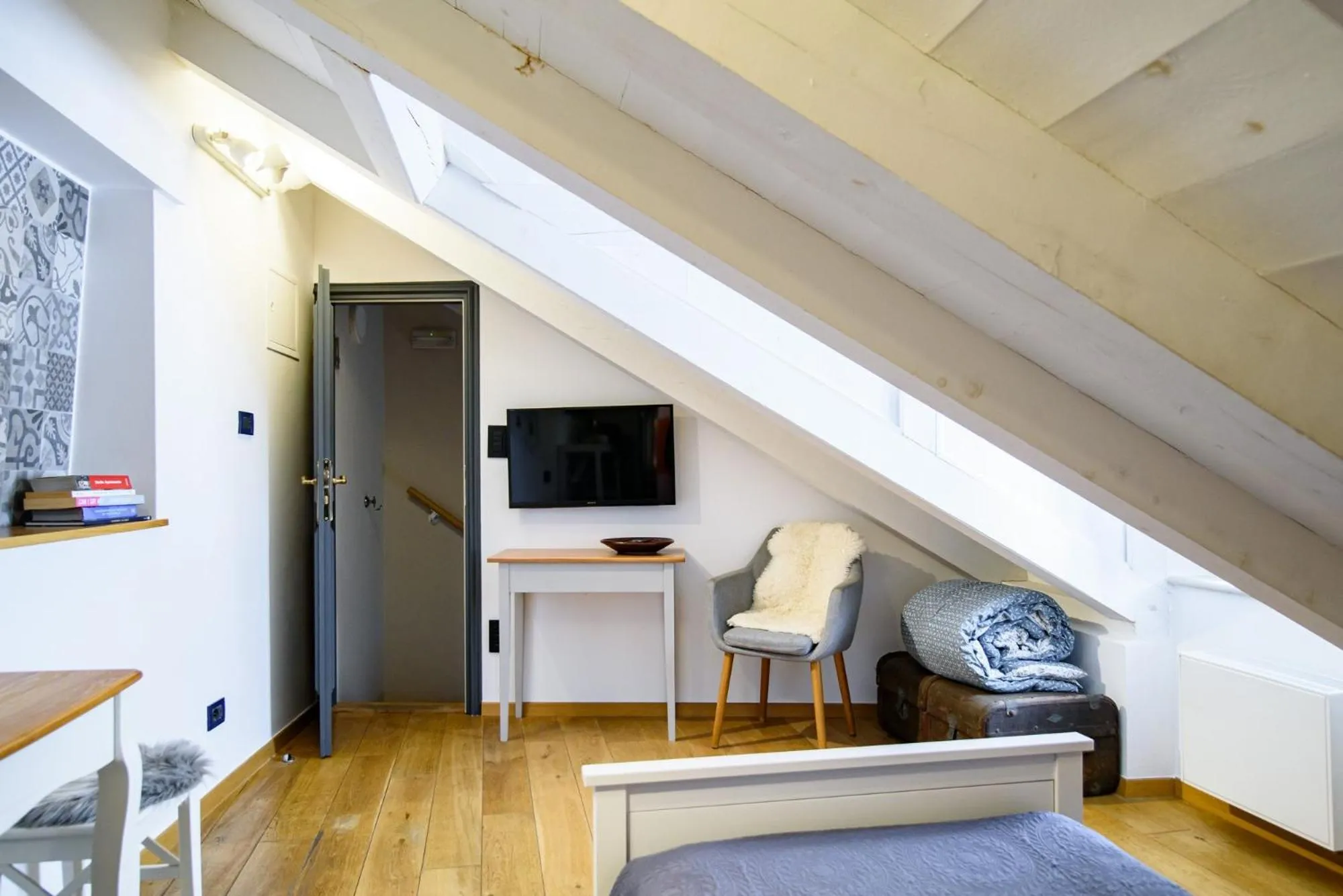 TV and multimedia in ART HOME ARTHUR by DuHomes