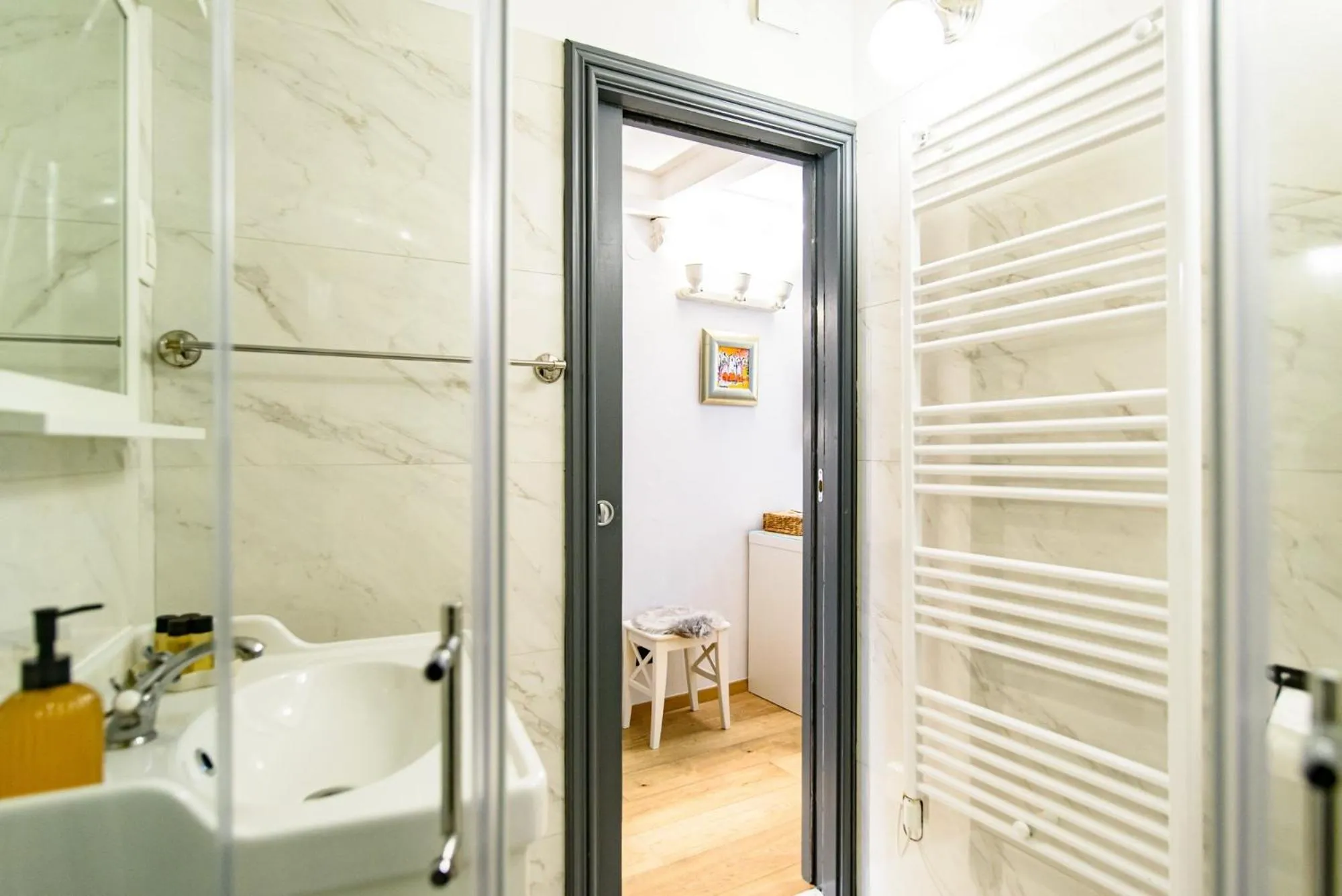 Shower in ART HOME ARTHUR by DuHomes