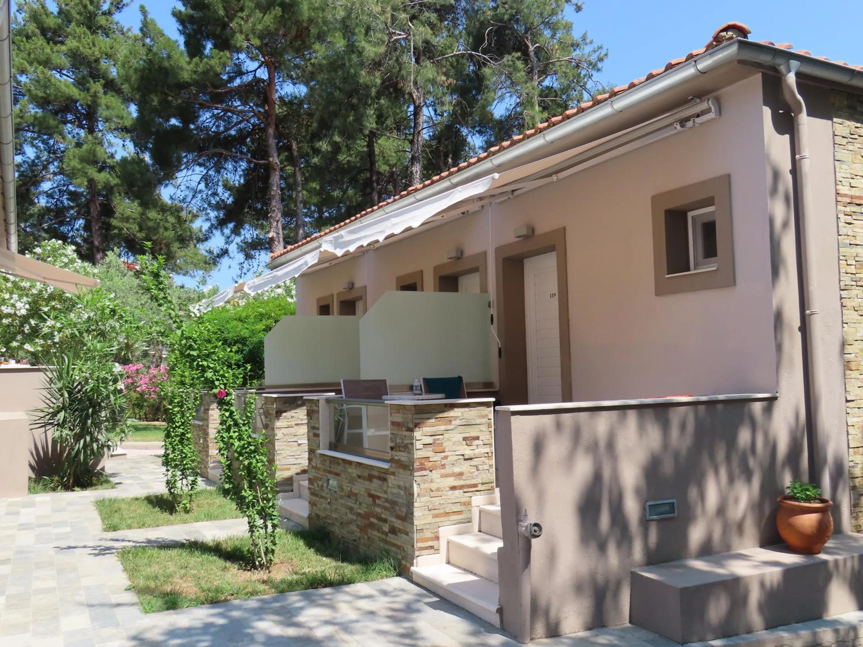 Balcony/Terrace in Aroma Beach Bungalows