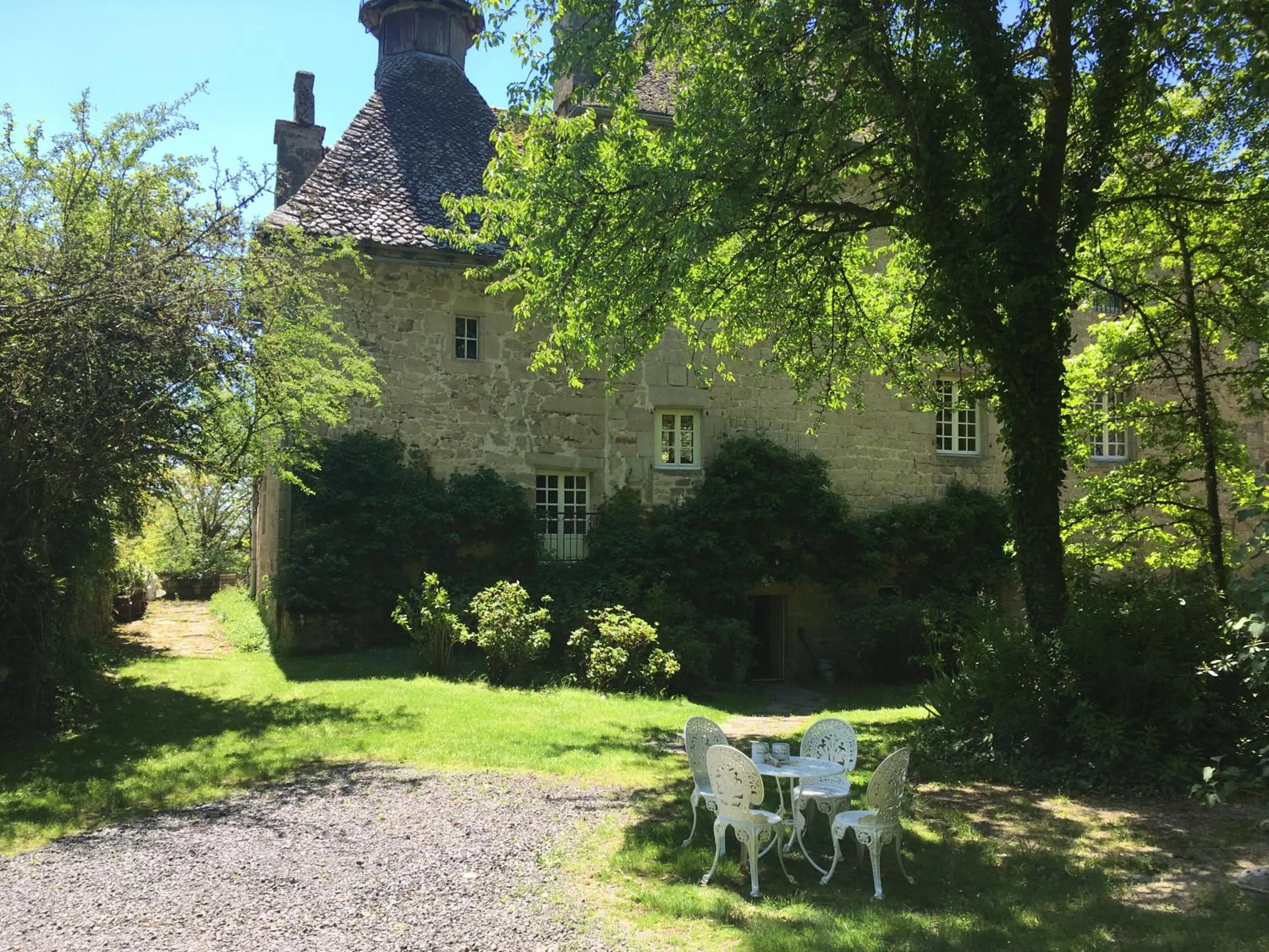 Property building in B&B Chateau le Bois