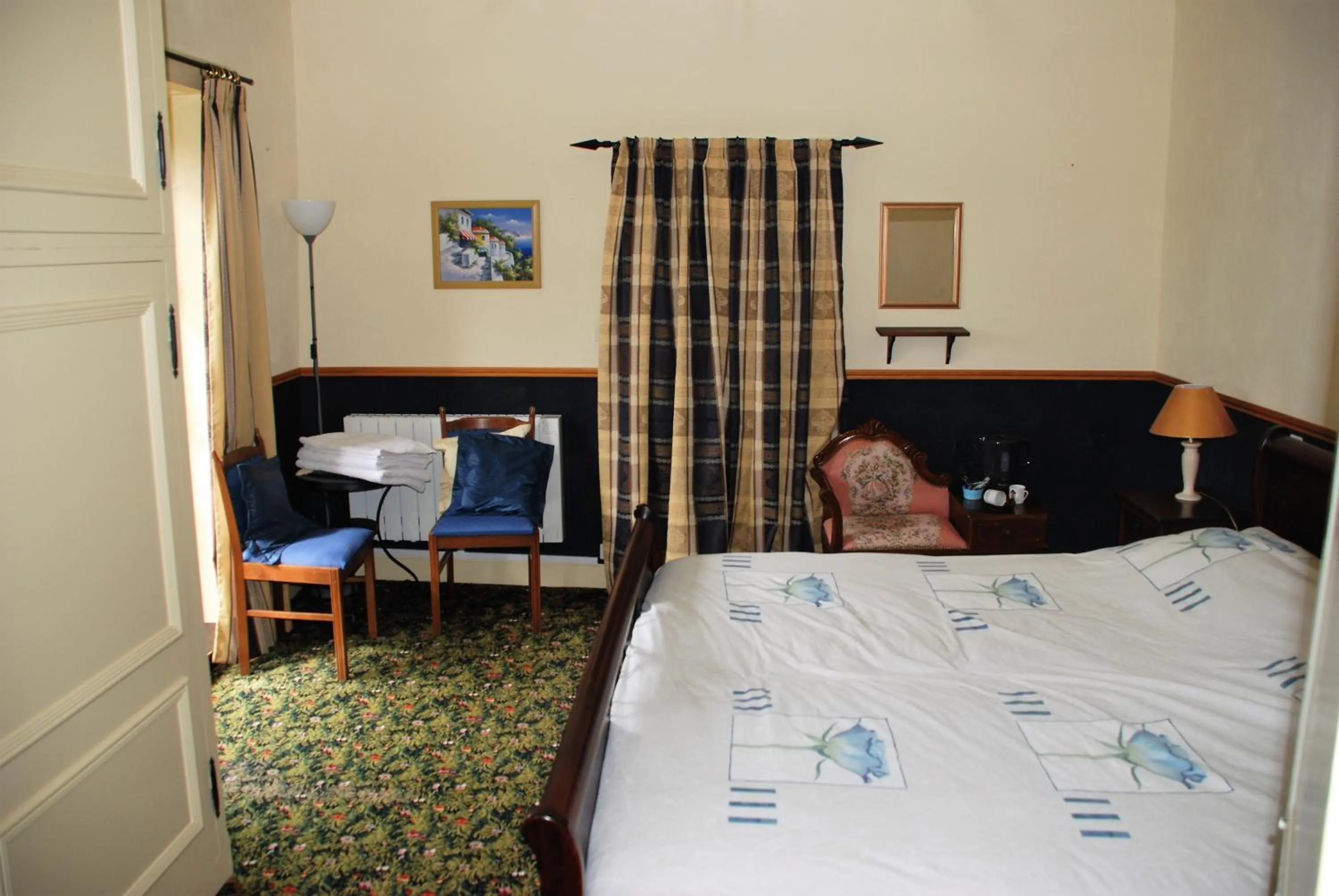 Bed in B&B Chateau le Bois